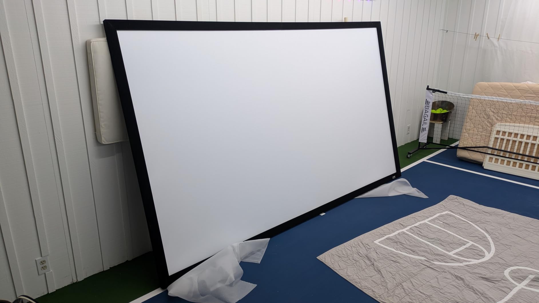 VEVOR Projector Screen 120inch Outdoor Projector Screen 16:9 Movie Screen Fixed Frame 3D Projector Screen for 4K HDTV Movie Theater customer photo 2