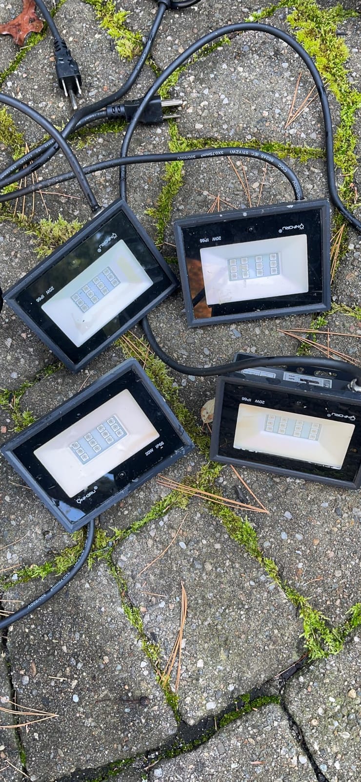 Onforu LED Flood Light Outdoor 300W Equivalent, 30W Color Changing RGBW Floodlight with Remote, 2700K Warm White IP66 Stage Lighting Indoor Uplights for Events, Uplighting for Party 4 Pack customer photo 2