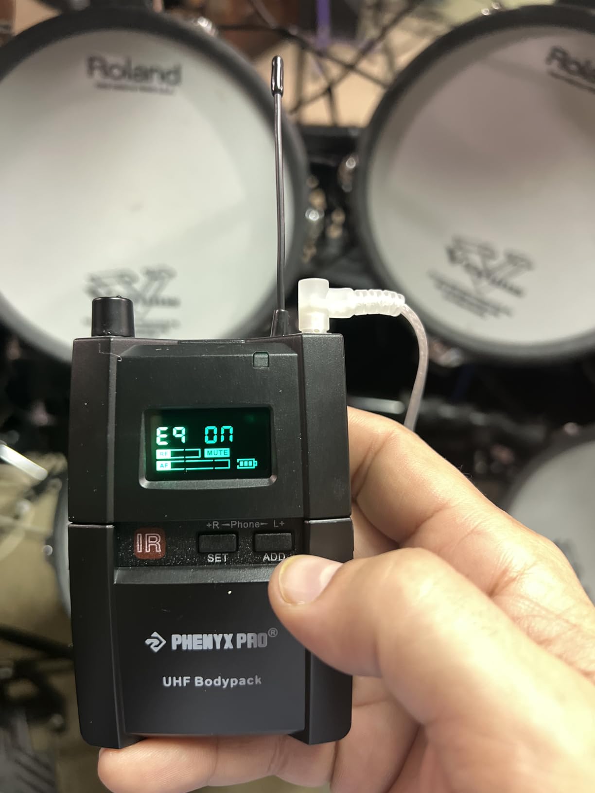 Phenyx Pro UHF Stereo Wireless in Ear Monitor System, Wireless IEM, 900MHz Band Selectable Frequency, Rack Mountable, 160 ft. Operation, Suitable for Stage, Studio, Exhibit, Lecture, Speech (PTM-10) customer photo 2