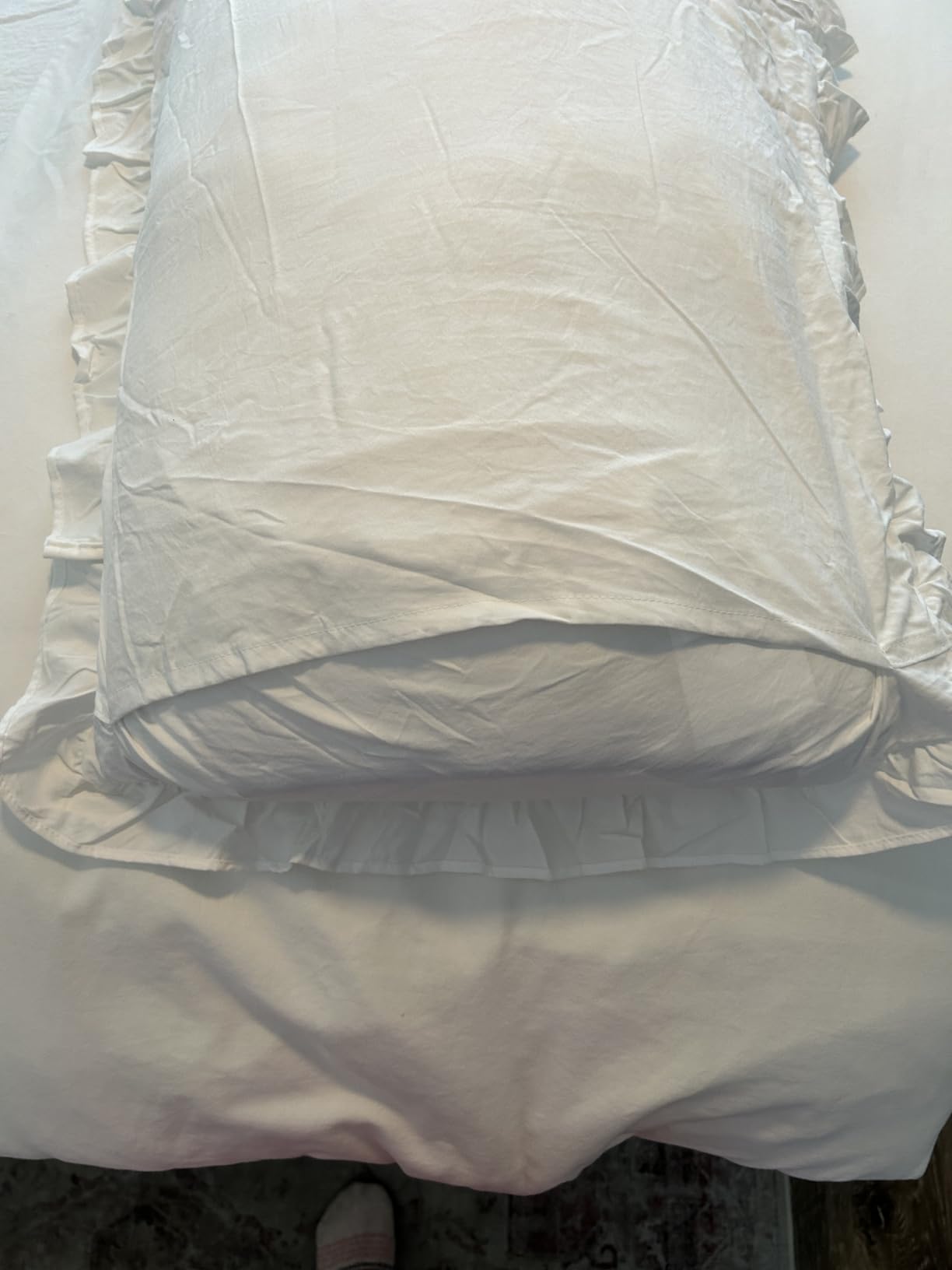 Lush Decor Ruffle Skirt Bedspread Set - 3-Piece Luxurious Farmhouse Bedding - Elegant Ruffle Detail - Timeless Style - Soft Lightweight Sheets - King, Neutral customer photo 2