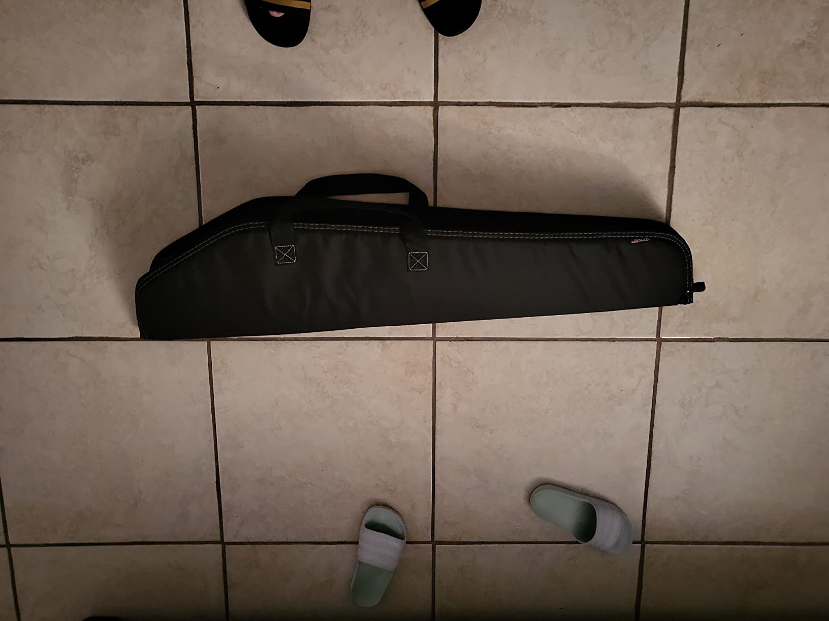 Allen Company Durango Rifle Case - 40-Inch Soft Gun Bag - Hunting and Shooting Accessories - 1.5-inch Webbing Handles and a Hanging Loop - Black customer photo 2