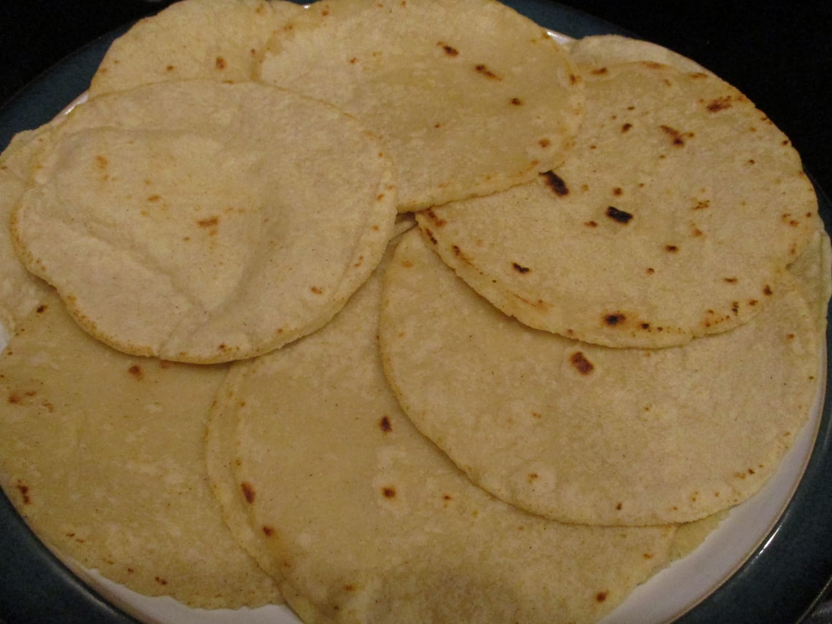 ARC 10 Inch Heavy Duty Cast Iron Tortilla Press with Non-Slip Foot Pad customer photo 1