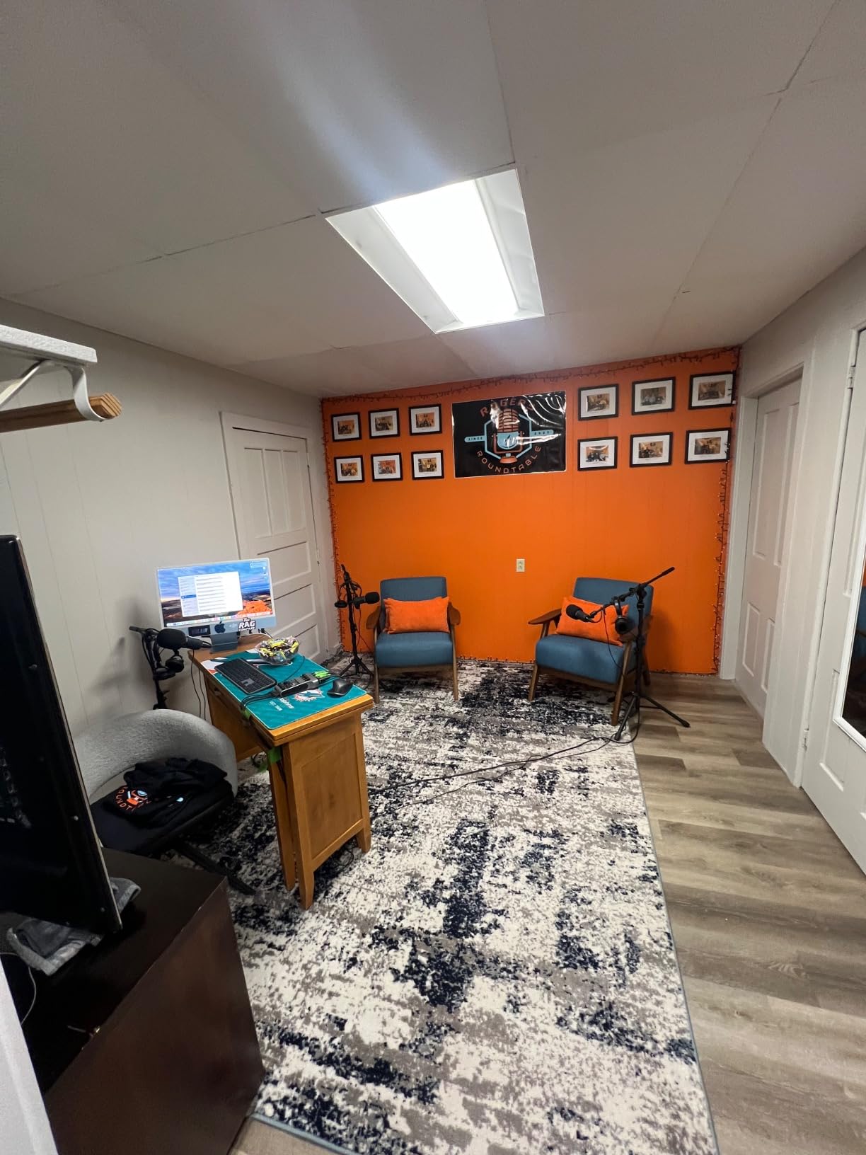 Lexicon Mid Century Modern Accent Chair with Walnut Wood Frame, Orange customer photo 2