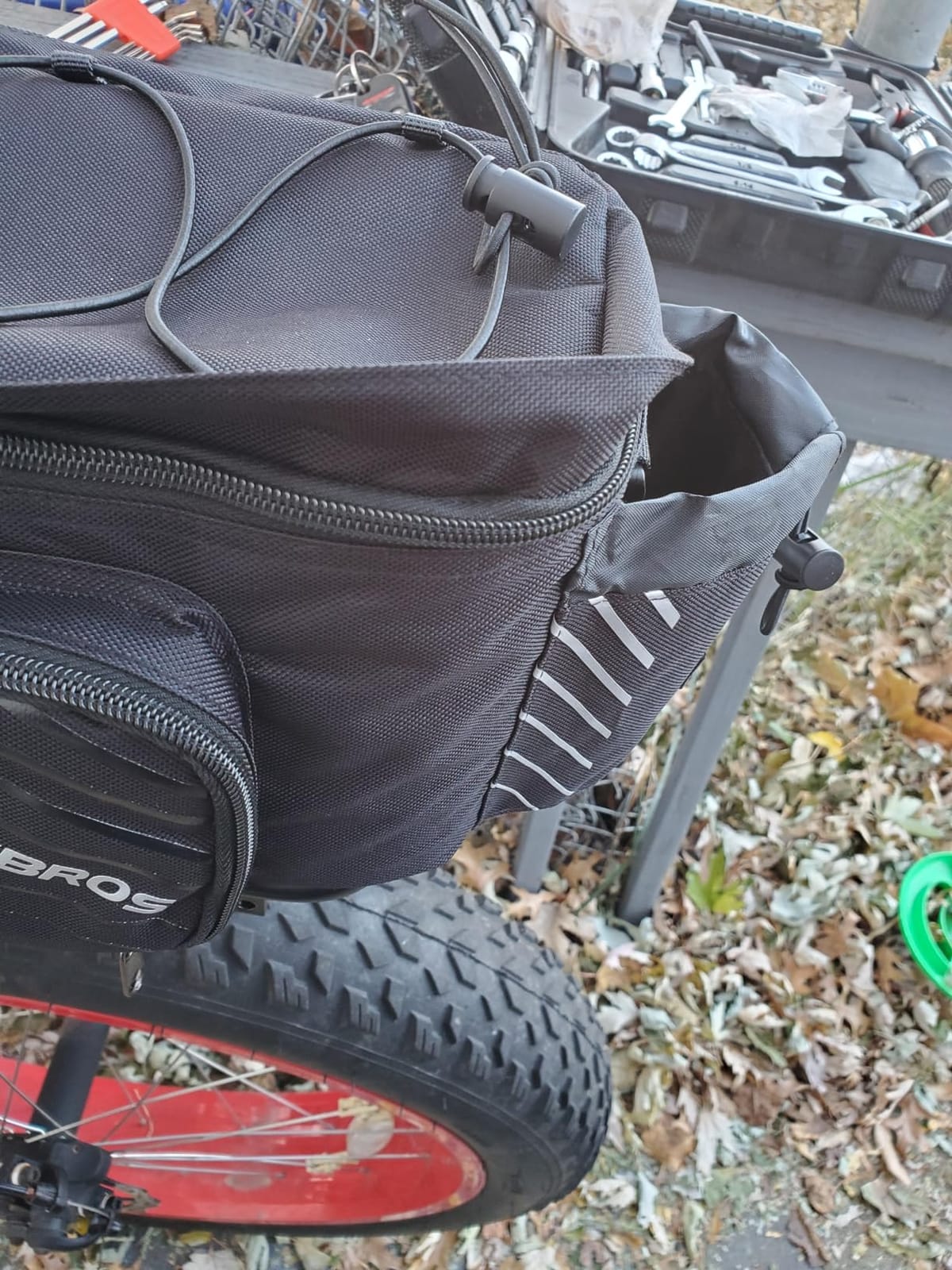 ROCKBROS 15L Bike Rear Rack Bag Pannier Trunk Bag with Rain Cover | Large Capacity Storage Bag Detachable Shoulder Strap Bicycle Trunk Rear Rack Bag Fits All Bikes E-bikes for Daily Cycling customer photo 2