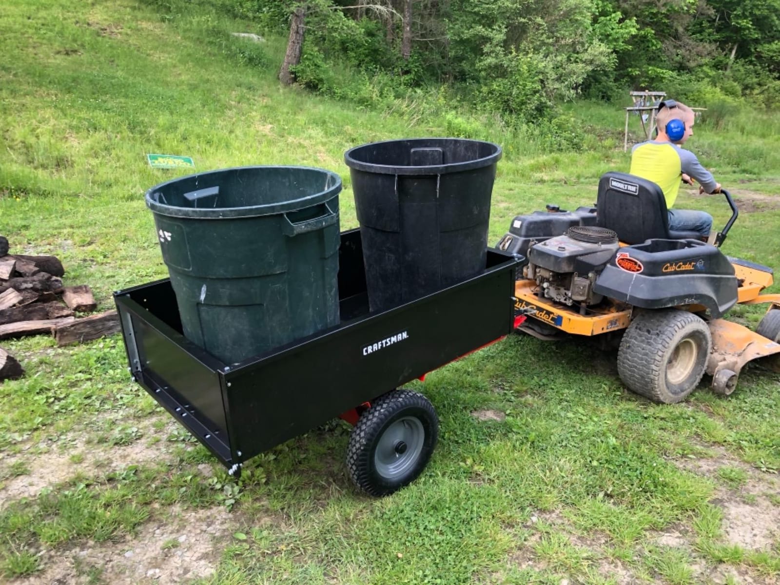 CRAFTSMAN, CMXGZBF7124355, 750-lb Capacity Steel Tow Behind Dump Cart, 12 Cubic Feet Capacity, Removable Tailgate - Garden Utility Trailer, 16” x 4” Pneumatic Tires customer photo 1