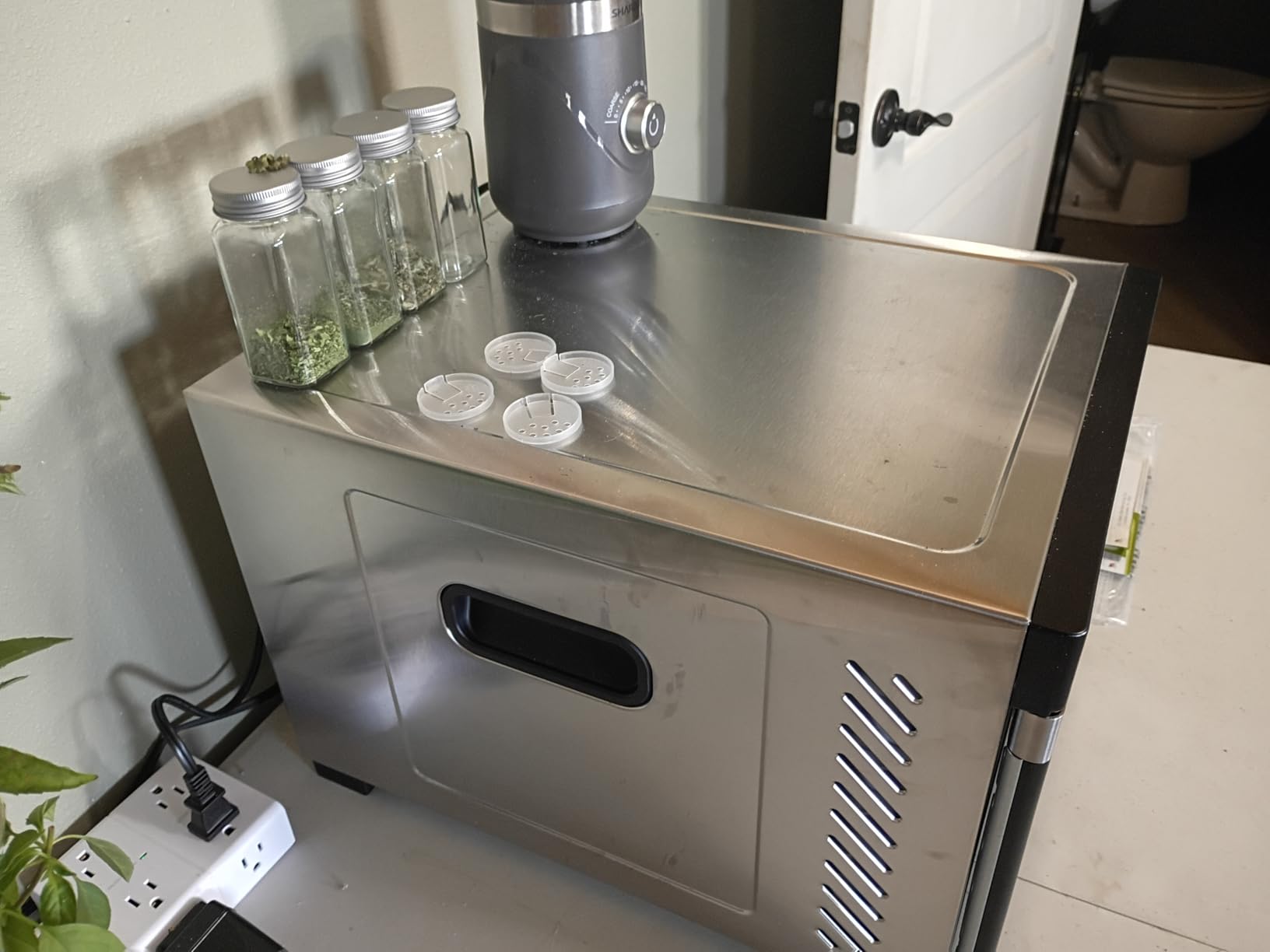 Cosori Food Dehydrator, 6 Stainless Steel Trays with 6.5 ft² Drying Space customer photo 2