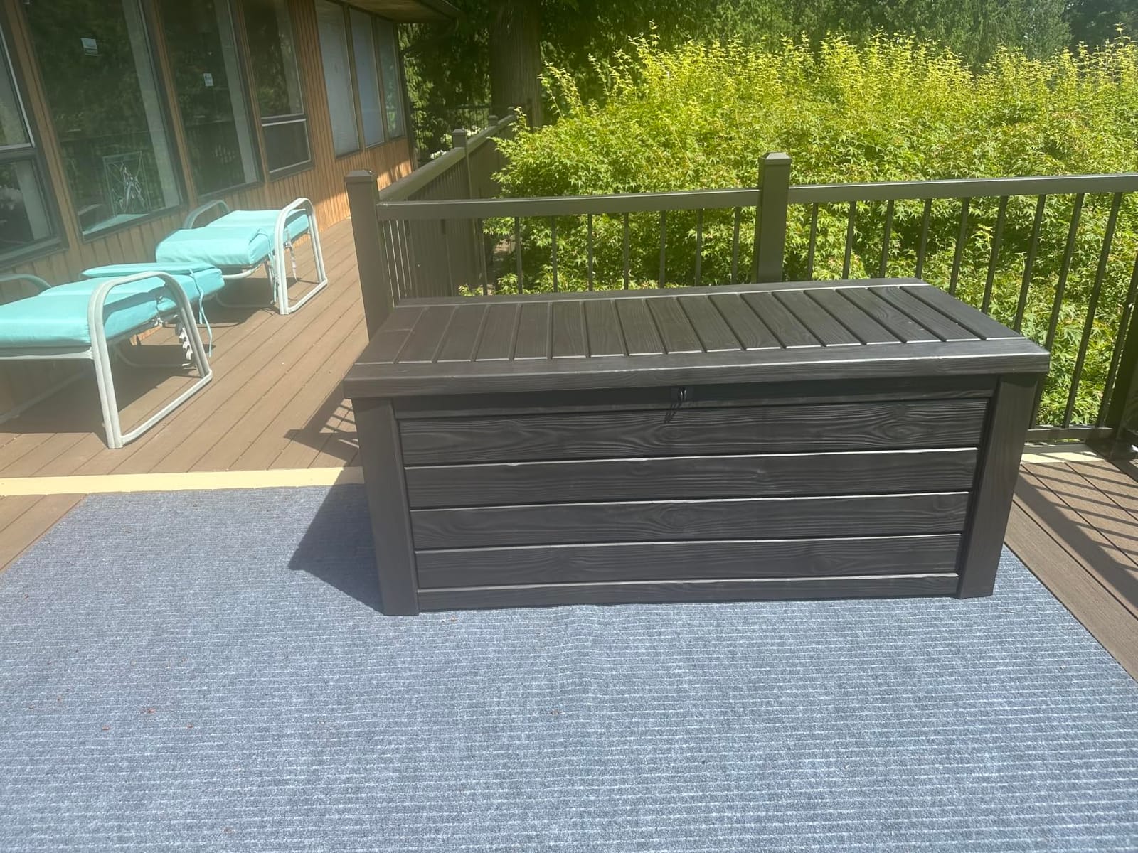 Keter Westwood Outdoor Storage Deck Box, 150 Gallon, Dark Grey customer photo 2