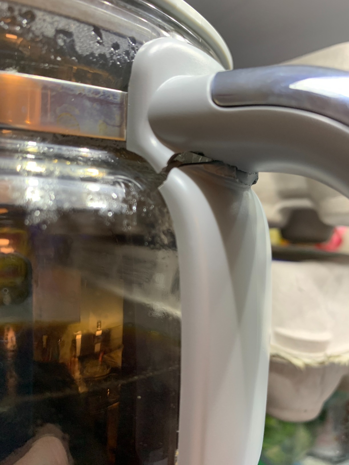 Smeg 50's Retro Style Aesthetic Drip Coffee Machine with 10 Cup Glass Carafe, Auto Start Feature, Keep Warm Plate, and Two Coffee Strength Settings (Cream) customer photo 2