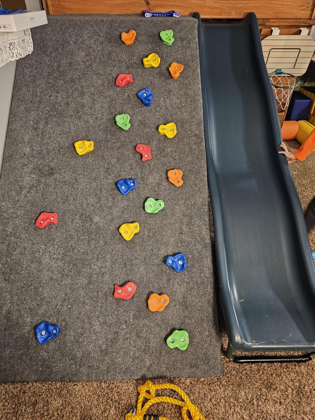Rainbow Craft DIY Rock Climbing Holds Kit, 20 Holds & 8FT Rope for Kids customer photo 2