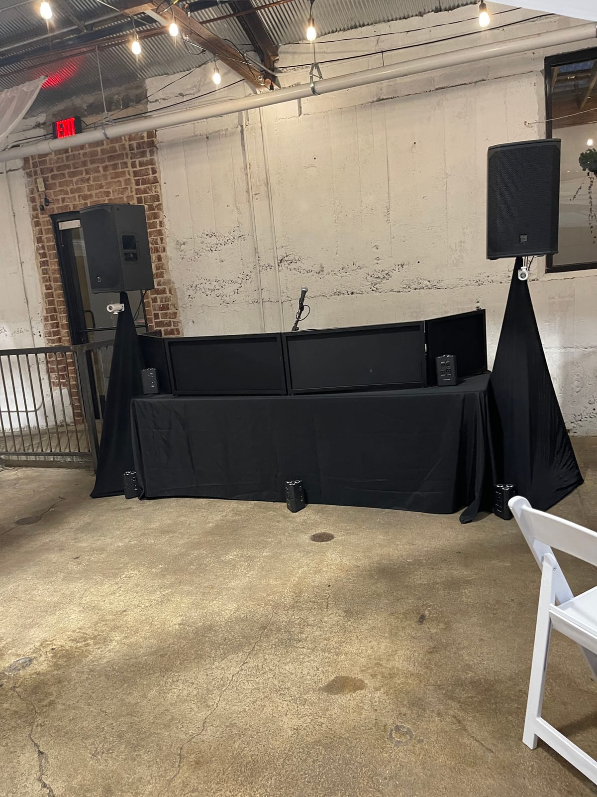 ProX XF-TTFB Tabletop 6 Ft DJ Facade W/Black Frame customer photo 1