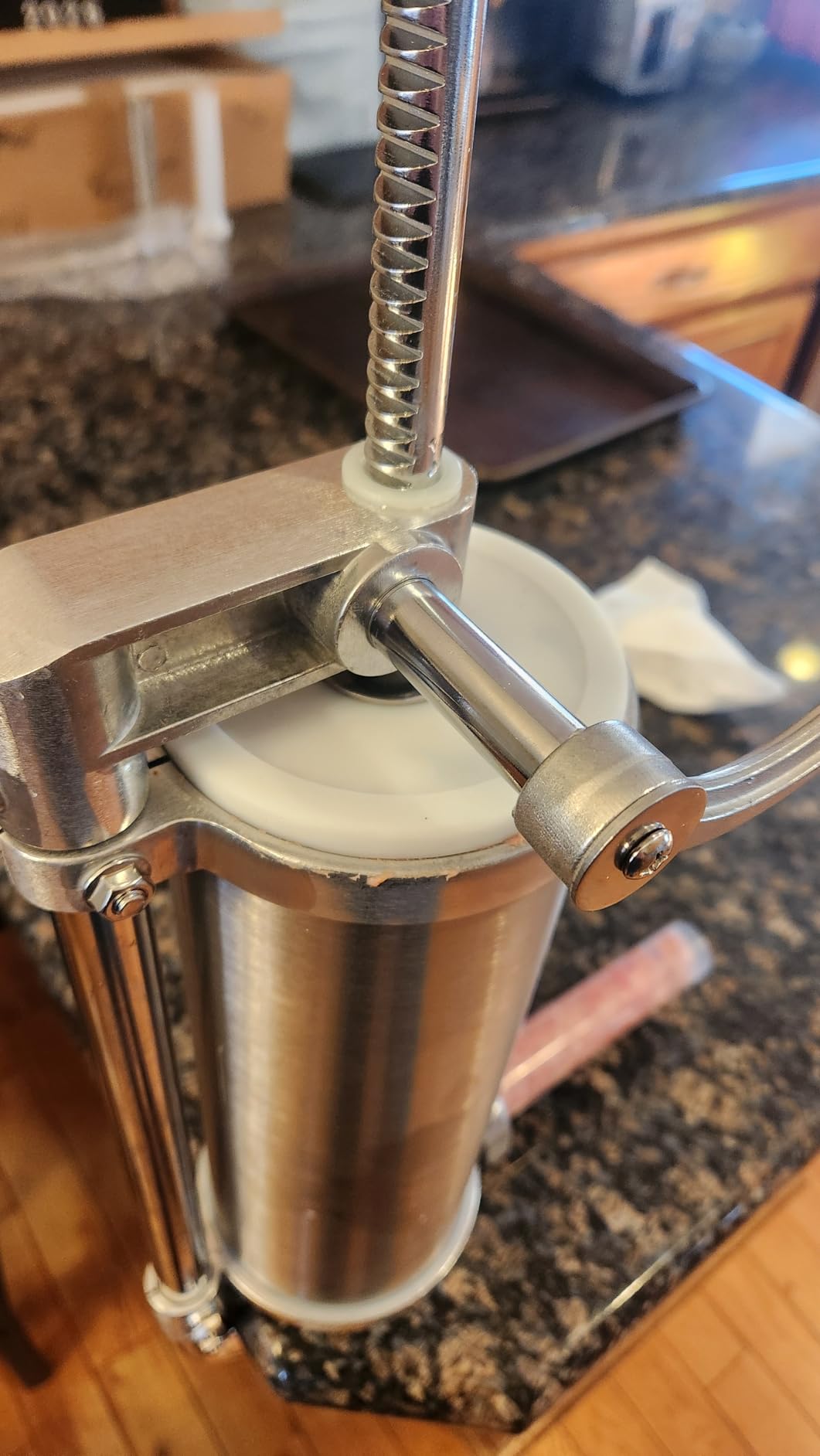 Sausage Stuffer, Vertical Stainless Steel Sausage Maker Packed with 8 Tubes, Commercial and Household Use (5LBS VERTICAL) customer photo 1