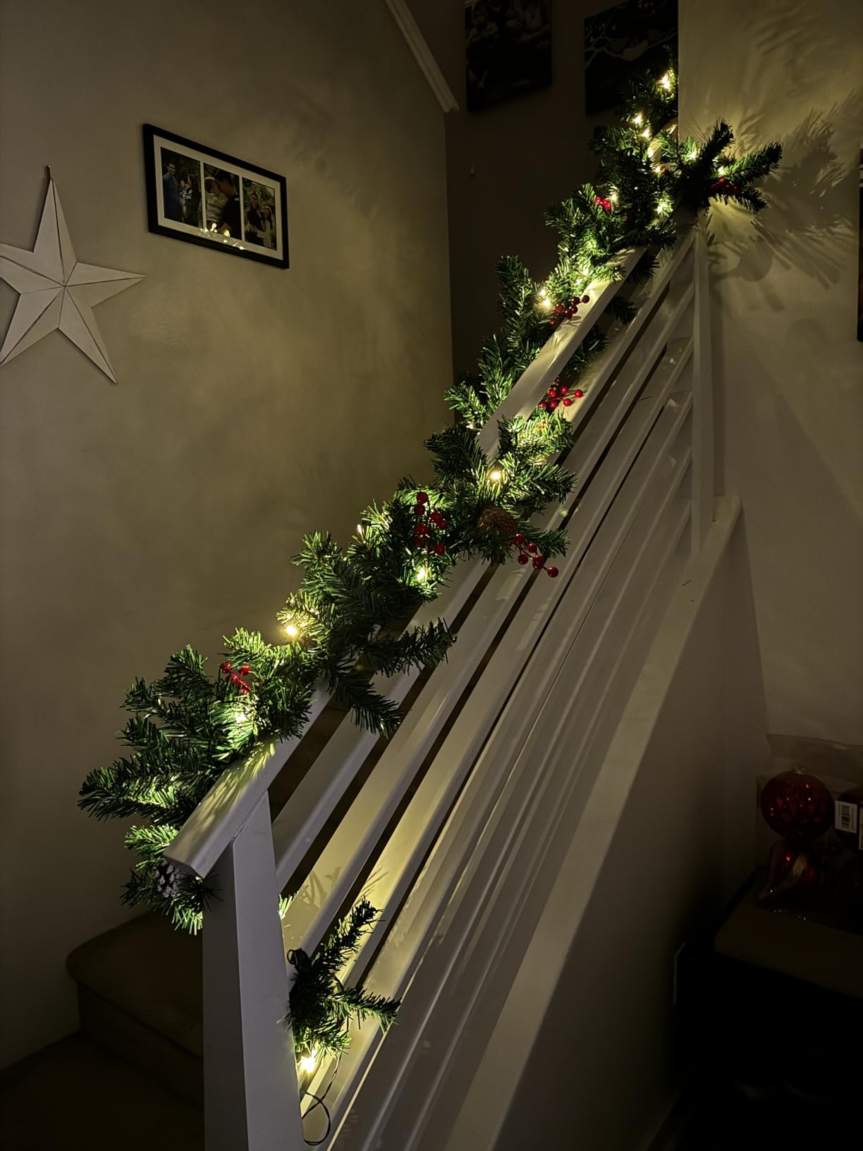 10FT Christmas Garland with 50 LED Lights - Pre-lit Outdoor Xmas Garland - Battery Powered Waterproof String Light with Timer - Pine Garland with Red Berries Snow Pine Cones - 10 Foot by 10 Inch customer photo 2