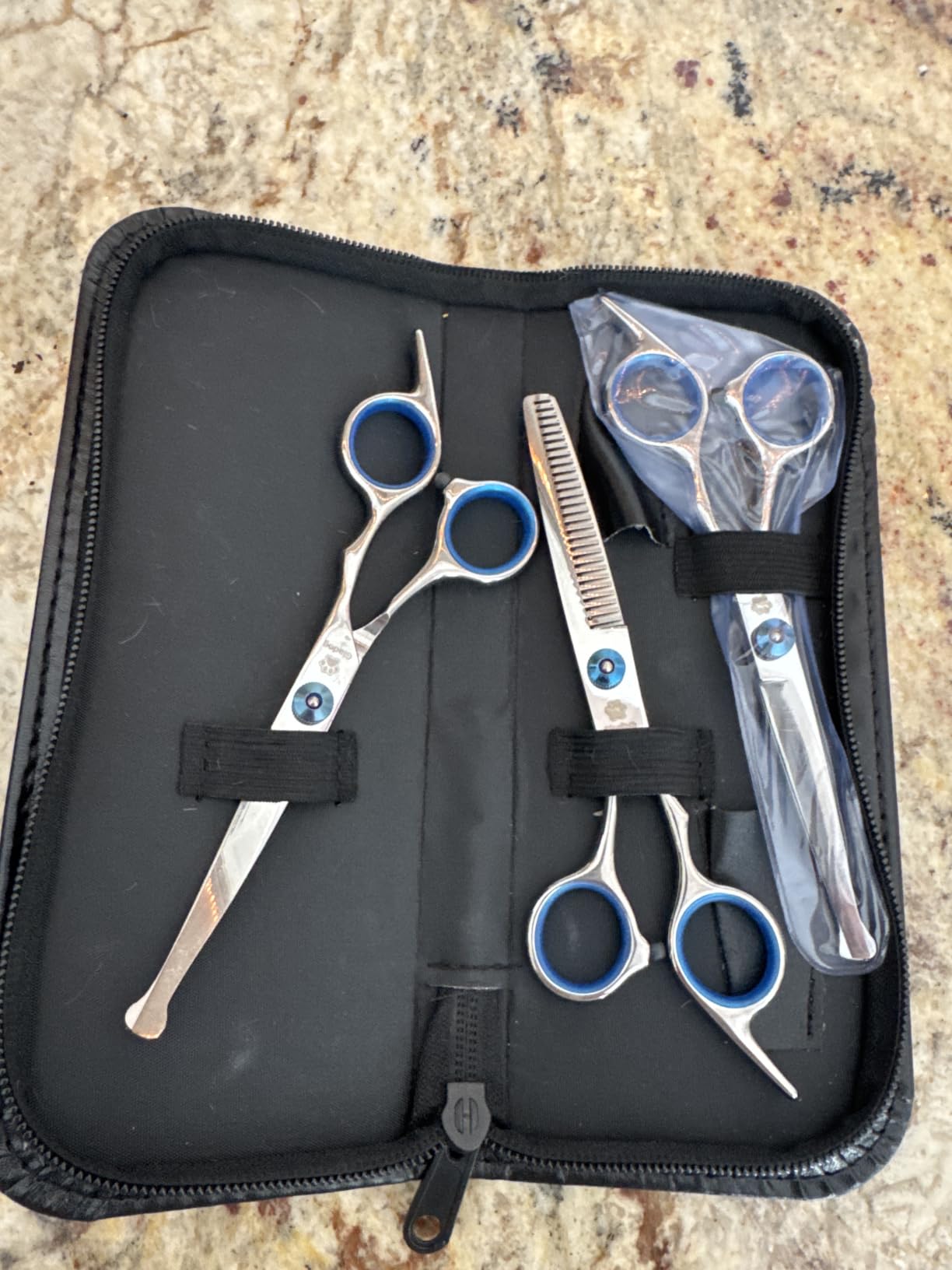 GLADOG Professional 5 in 1 Dog Grooming Scissors Set with Safety Round Tips, Sharp and Heavy-duty Pet Grooming Shears for Cats customer photo 1