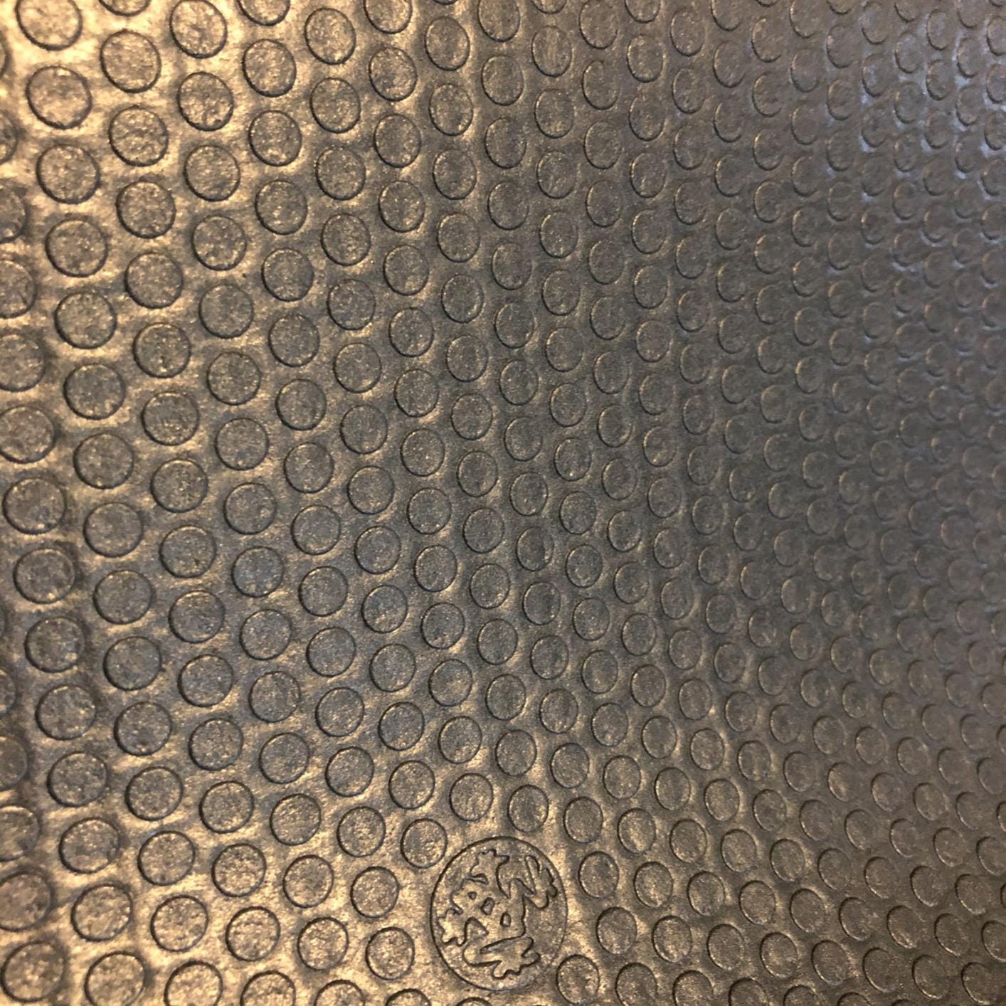 Manduka PROlite Yoga Mat 4.7mm | Lifetime Durability | Hygienic Construction | Teacher Approved customer photo 2