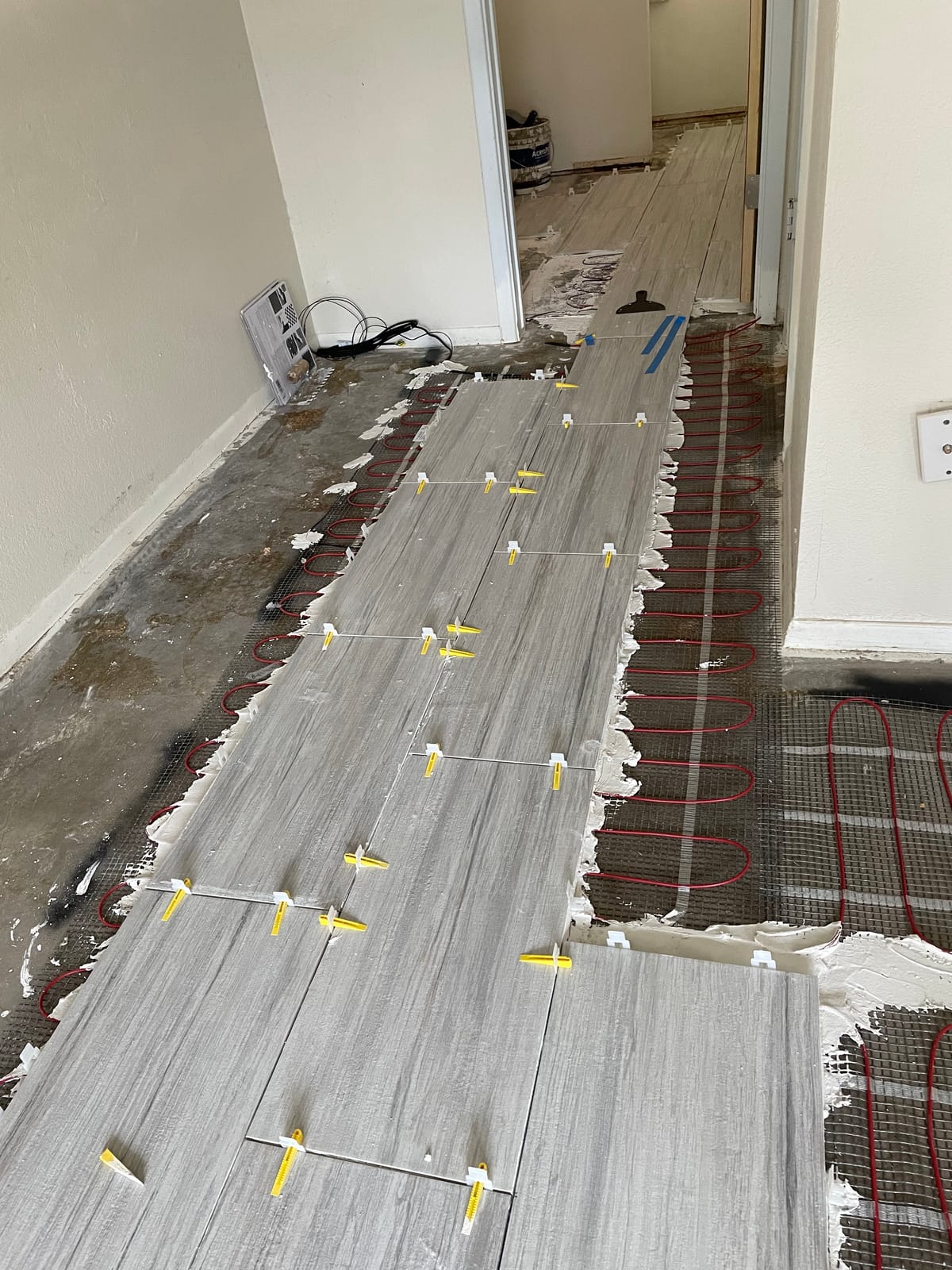 LuxHeat 60 sqft Floor Heat System, Prog Thermostat - 120V Heated Floor Mat customer photo 1
