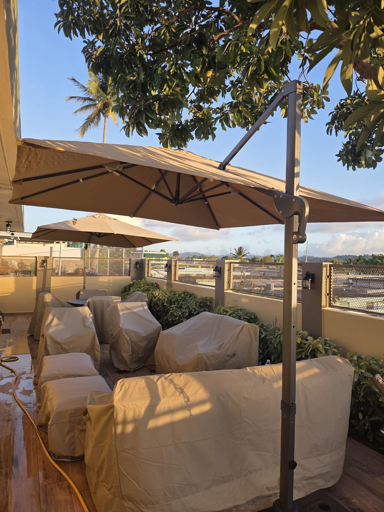 Sunnyglade 10x13Ft Cantilever Patio Umbrella Rectangular Deluxe Offset Tan customer photo 1