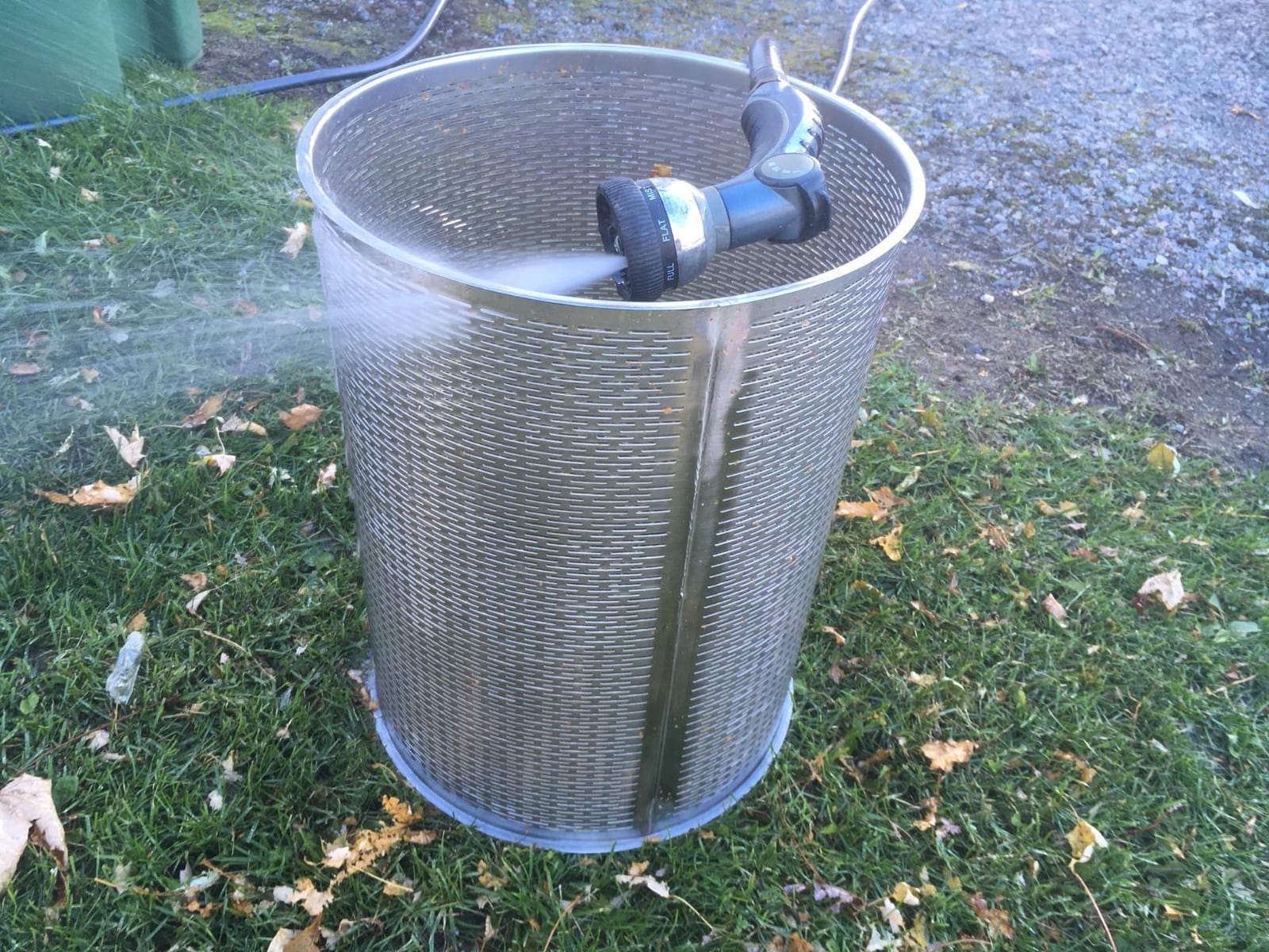 Hydropress Cider Wine Fruit Press (23.8 Gallon) customer photo 1