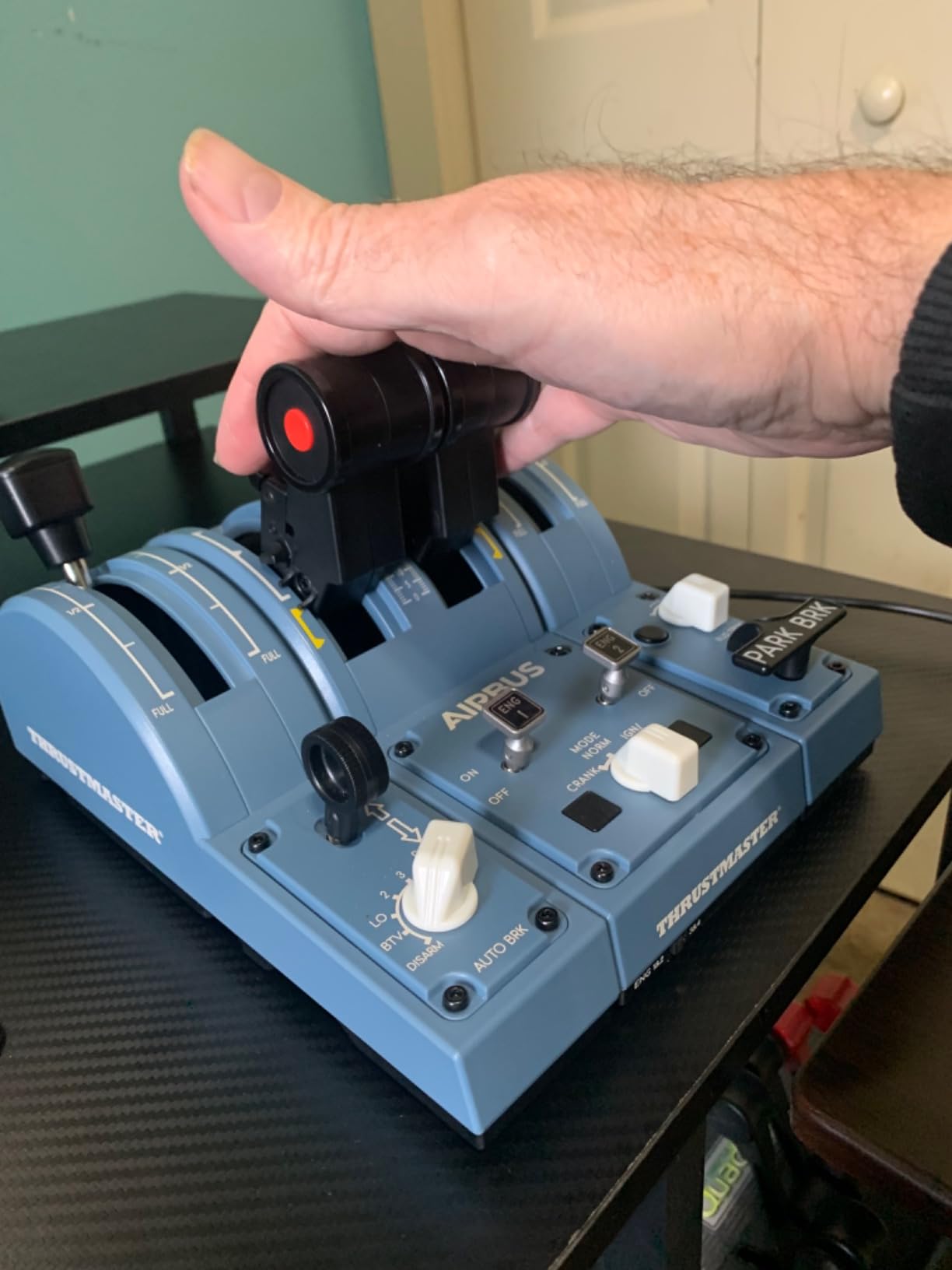 Thrustmaster TCA Quadrant Airbus Edition Flight Sim Throttle - PC customer photo 2
