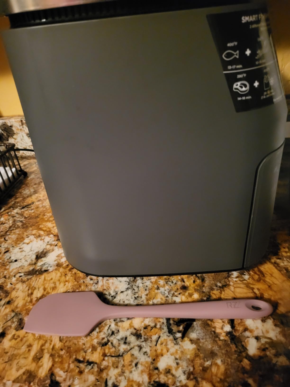 Ninja DZ201 Foodi 8 Quart 6-in-1 DualZone 2-Basket Air Fryer, Match Cook and Smart Finish to Roast, Broil, Dehydrate for Quick Easy Meals, Grey customer photo 1