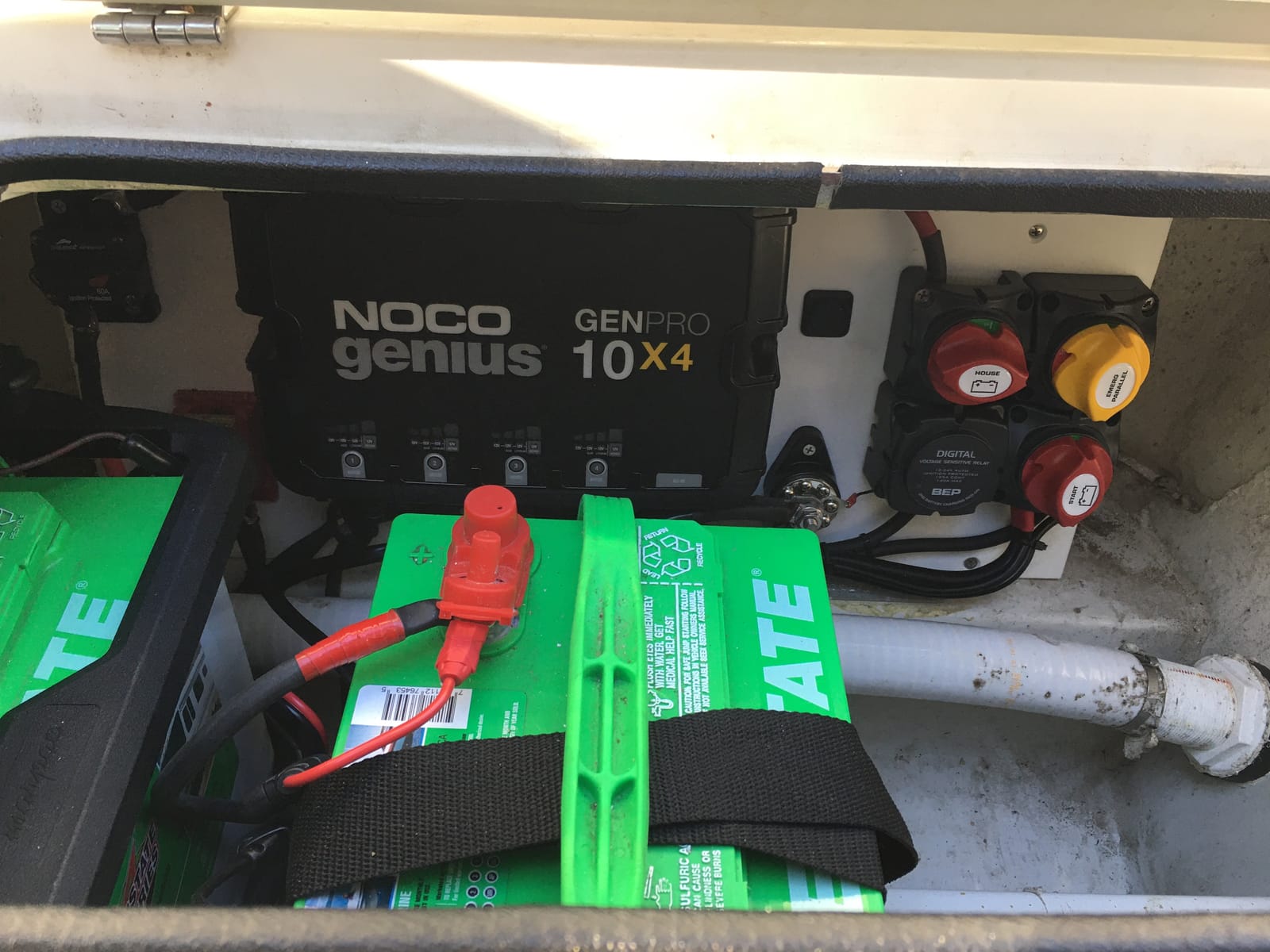 NOCO GENPRO10X4 12V 40A 4-Bank OnBoard Marine Battery Charger & Maintainer customer photo 1