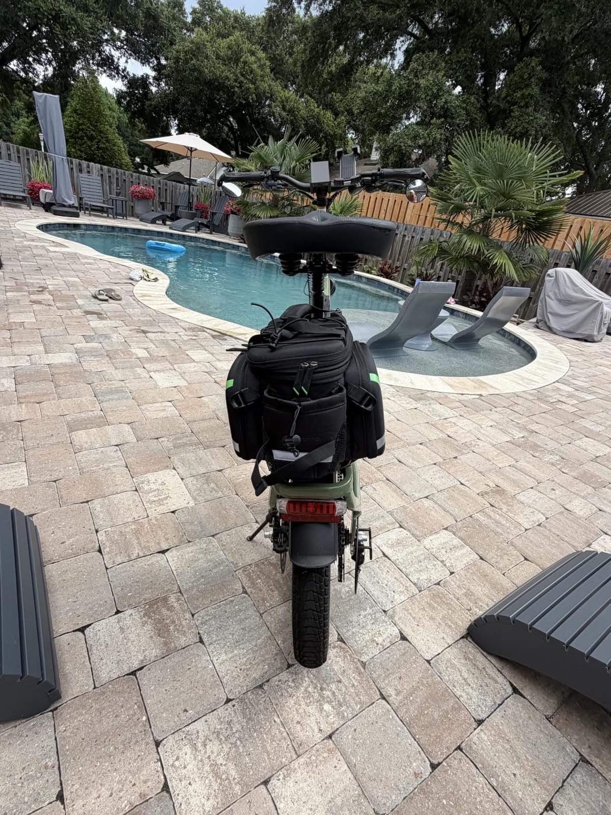 ROCKBROS Bike Trunk Bag 17L-45L Rear Rack Bags for Bicycles Waterproof customer photo 2