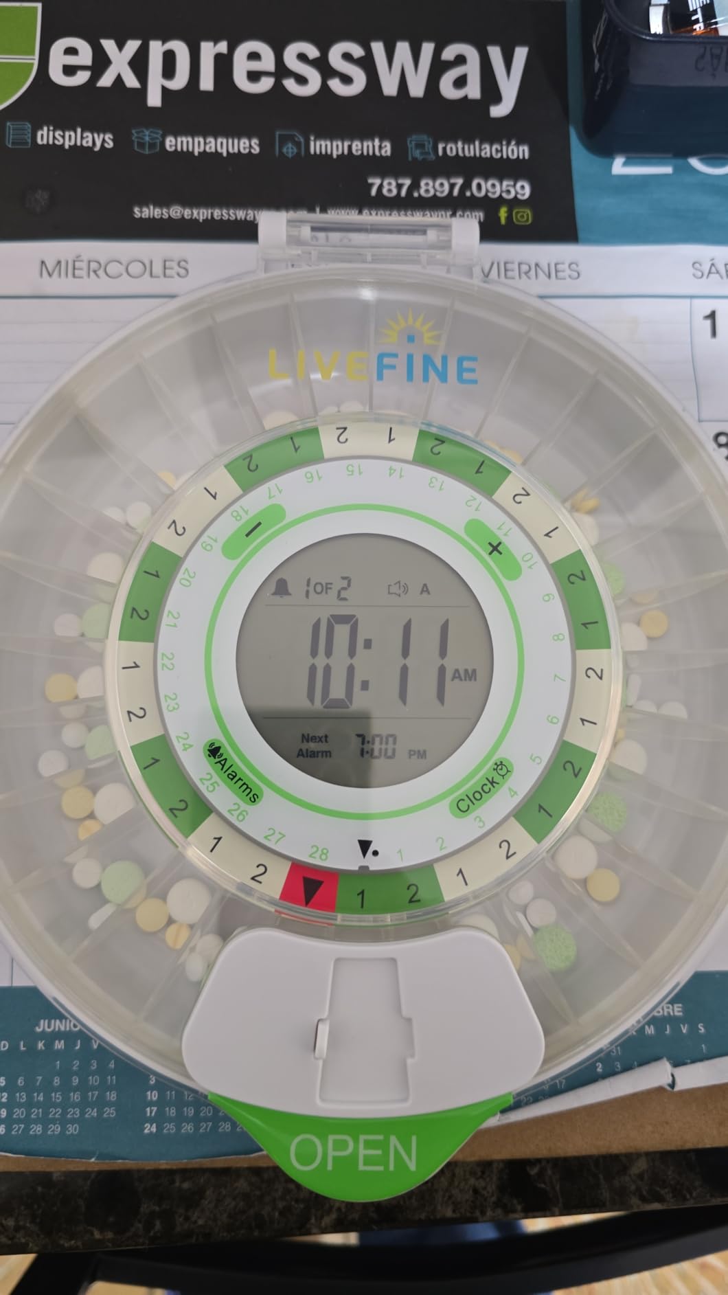 Live Fine Automatic Locking Pill Dispenser, 28 Day, Frosted Lid customer photo 2