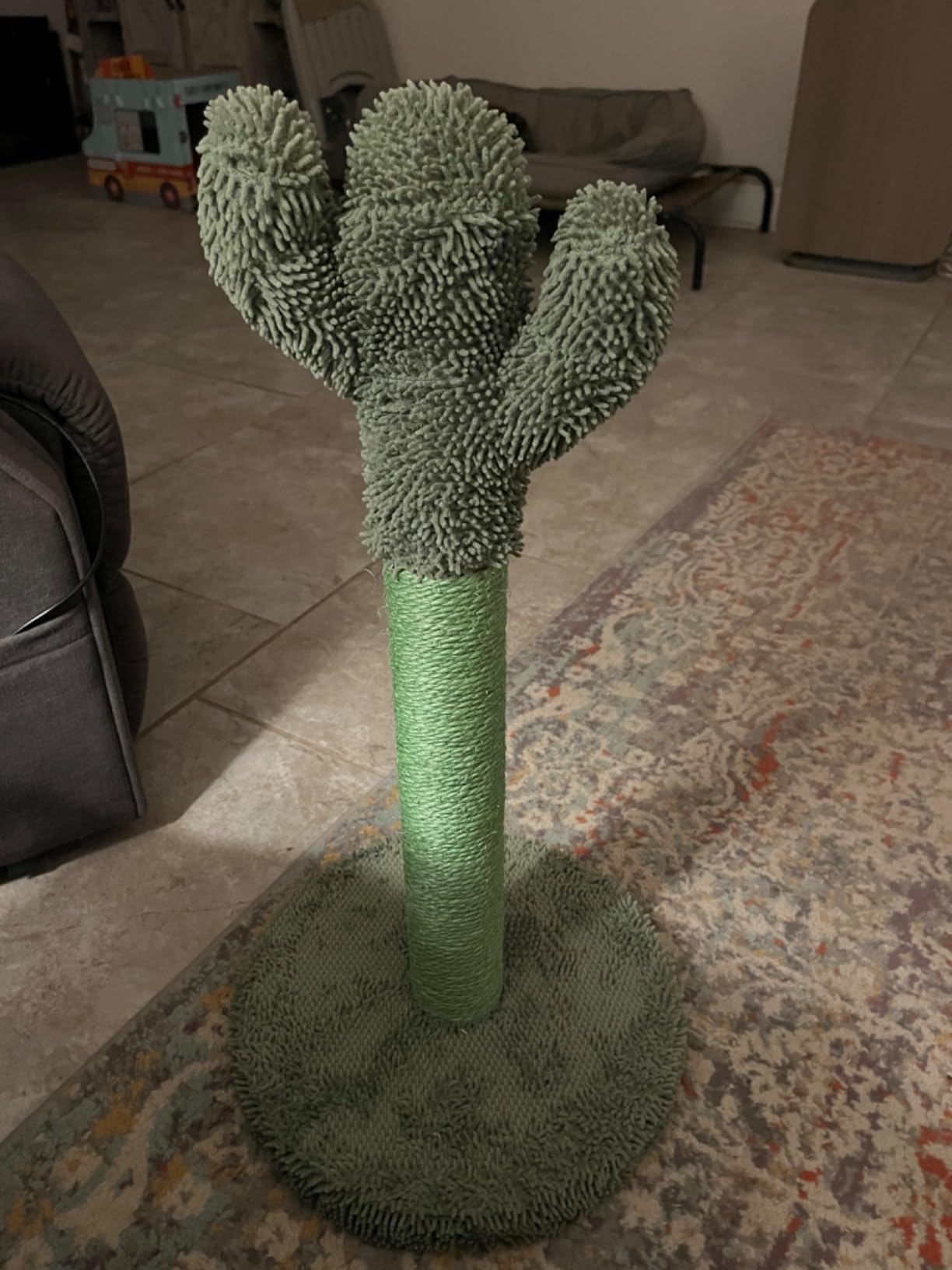 Made4Pets Cactus Cat Scratching Post for Small Indoor Cats & Kittens, 21.7
