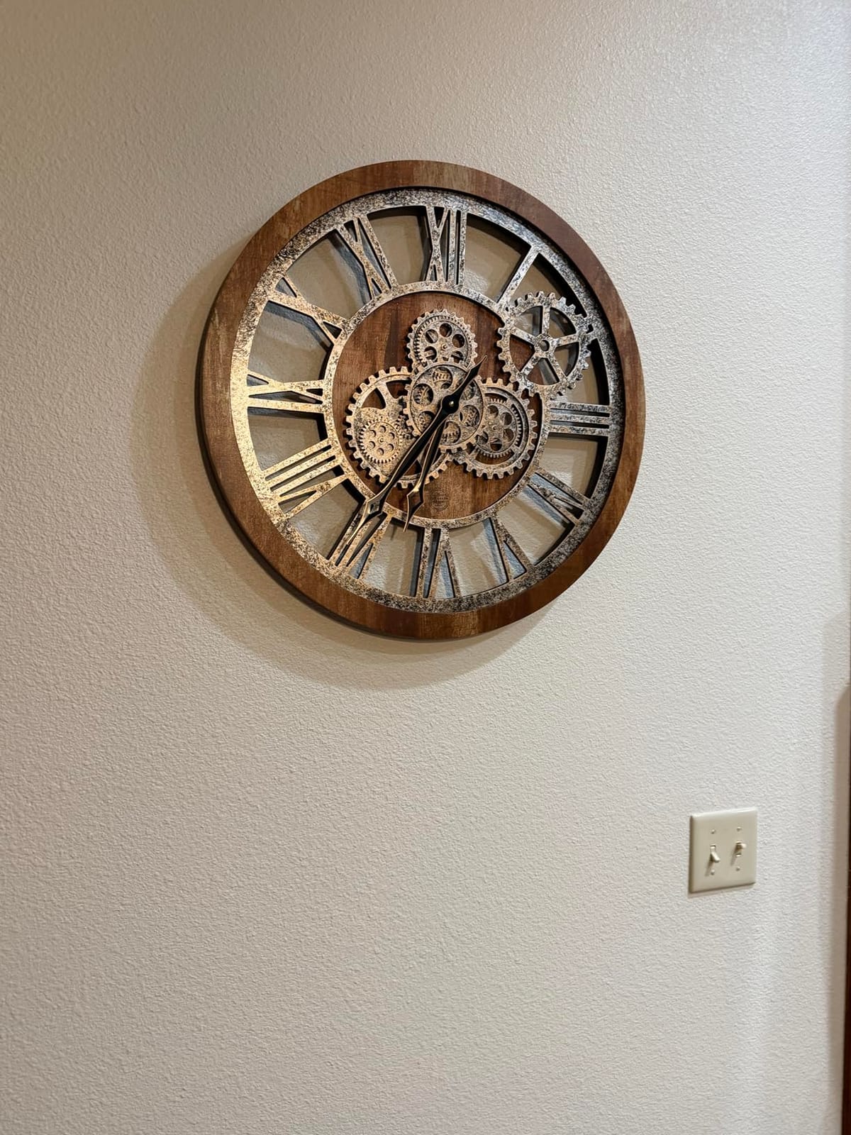 ImprovingLife The Gears Clock The Original Real Moving Gear Wall Clock Vintage Industrial Oversized Rustic Farmhouse (24 inch (60cm), Vintage Black Wood and Bronze) customer photo 2
