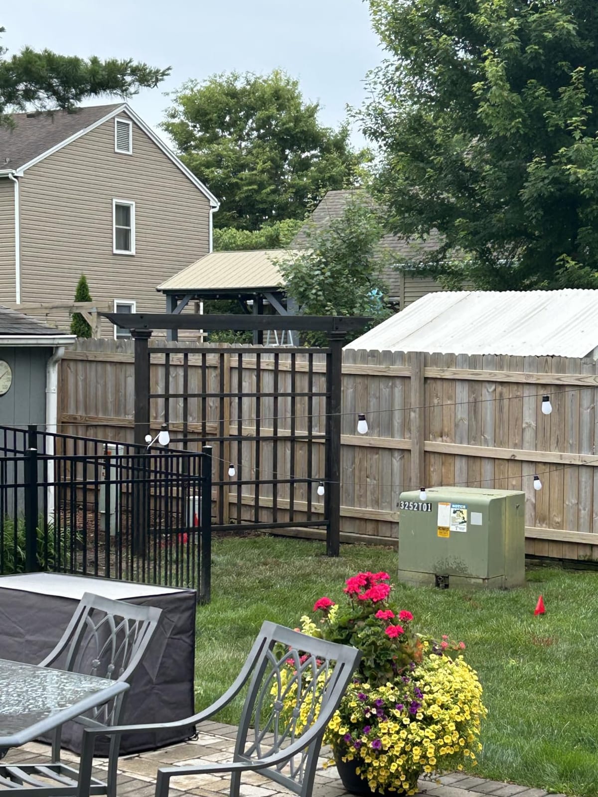 Vita 80 inch by 90 inch Wildwood Cedar Wood Trellis and Privacy Screen, Charcoal Grey, Black, FSC, Woodgrain, Pre-Stained, VA68901 customer photo 1