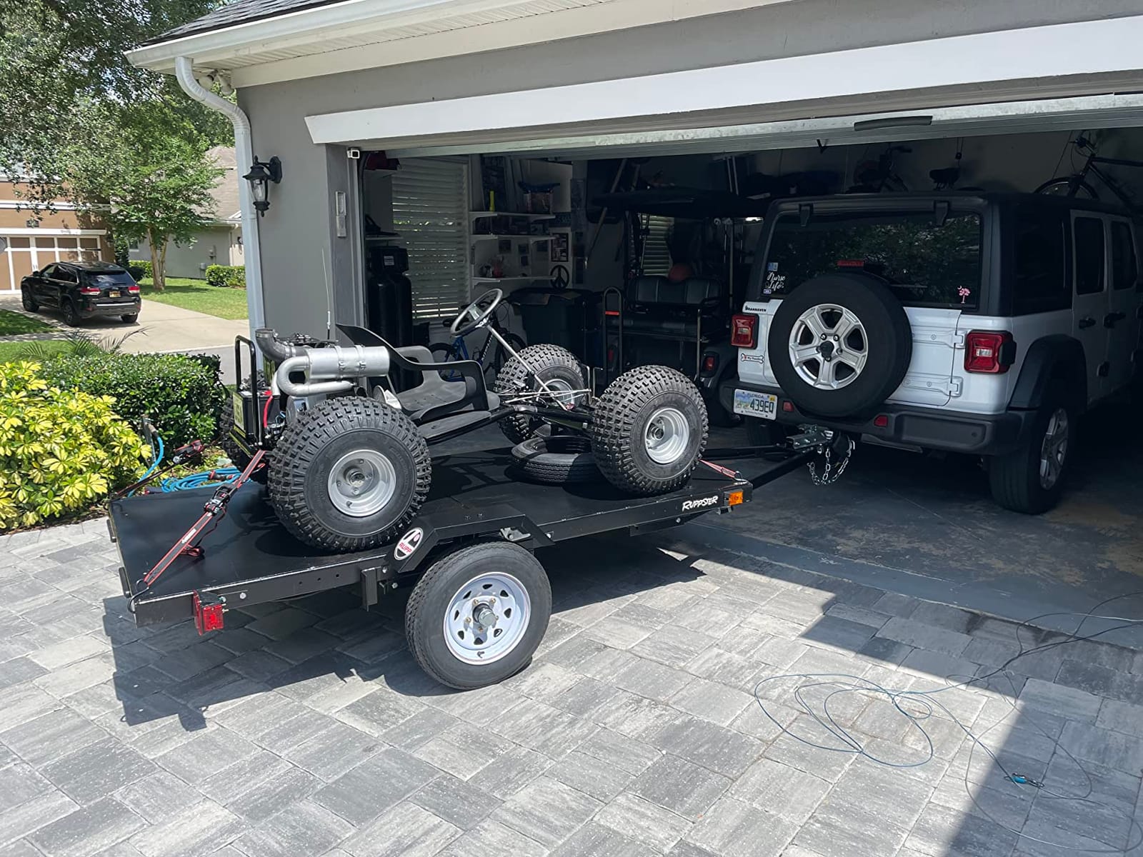 DK2 4 x 8 Single Axle Folding Utility Trailer, Load Capacity 1450 lb, Deck Length 8 ft, Deck Width 4 ft, Model# MFT4X8 customer photo 2