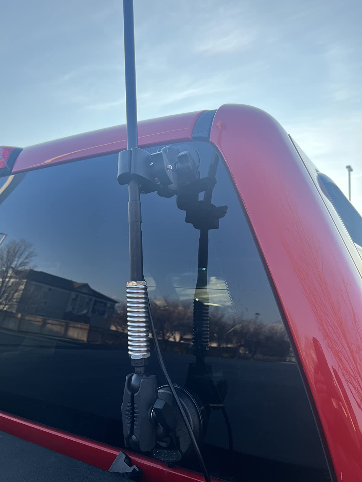 weBoost Drive Reach OTR - Cell Phone Signal Booster for Trucks and SUVs | Boosts 5G & 4G LTE for All U.S. Carriers - Verizon, AT&T, T-Mobile & more | Made in the U.S. | FCC Approved (model 477154) customer photo 2