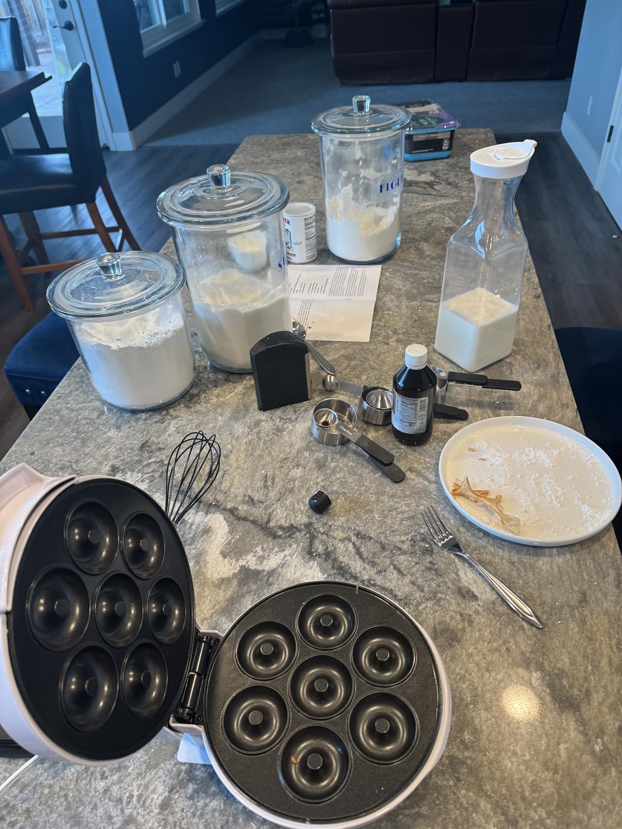 CucinaPro Mini Donut Maker, Electric Non-Stick, Bakes 7 Small Doughnuts customer photo 1