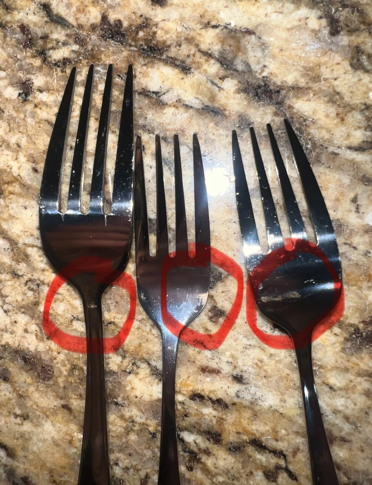 Gold Silverware Set for 12, Compralo 60 Pieces Stainless Steel Shiny Gold Flatware Set, Cutlery Tableware Set Include Spoons, Forks, Knives for Home and Restaurant customer photo 1