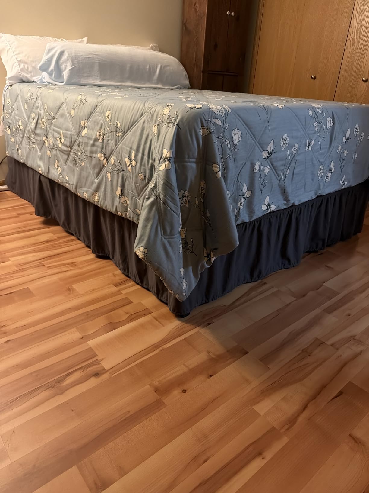 CGK Linens Wrap Around Dust Ruffle Bed Skirt - Queen, 15