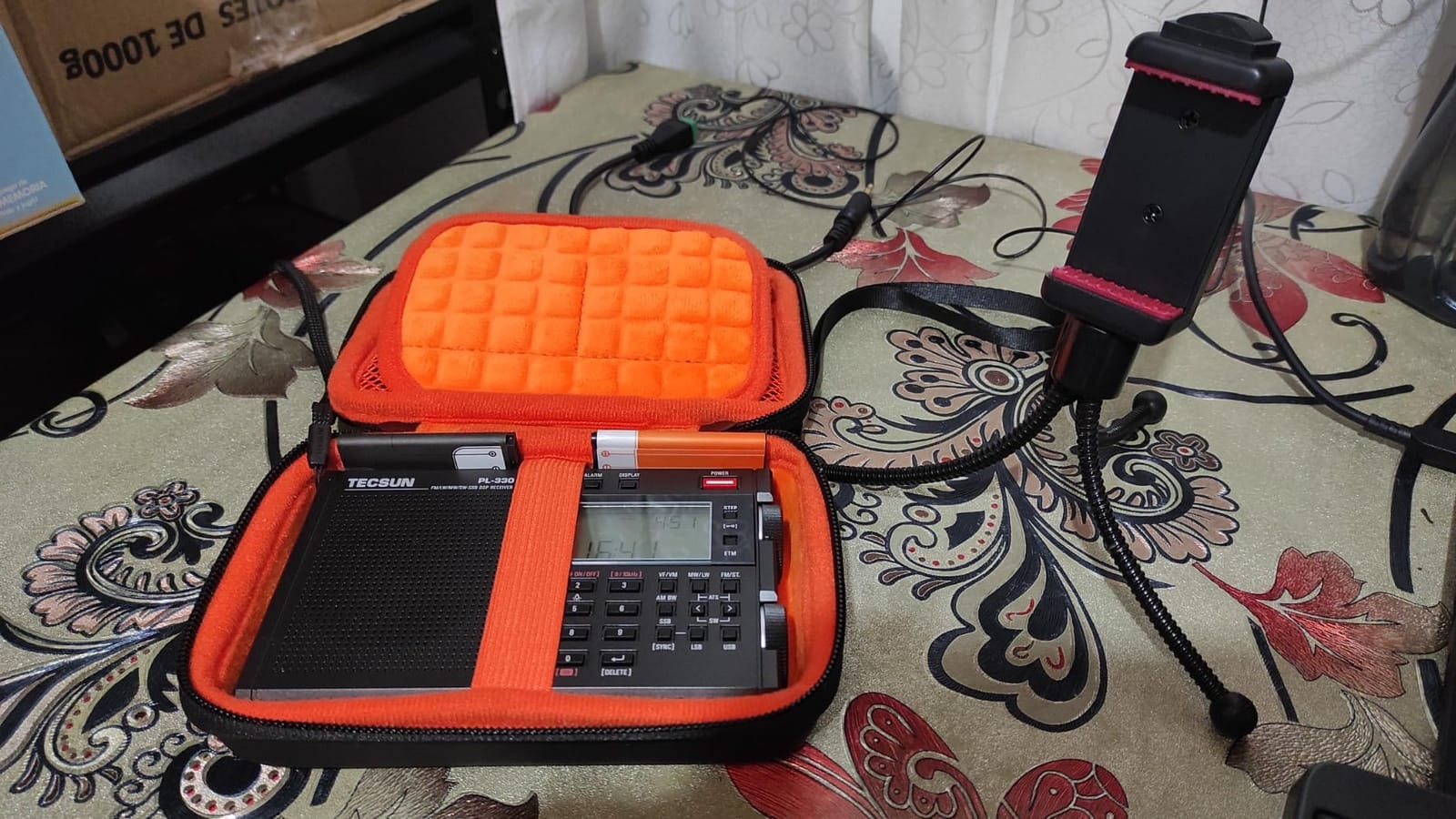 Tecsun Digital PL330 AM/FM/LW/SW Worldband Radio with Single Side Band Receiver customer photo 1