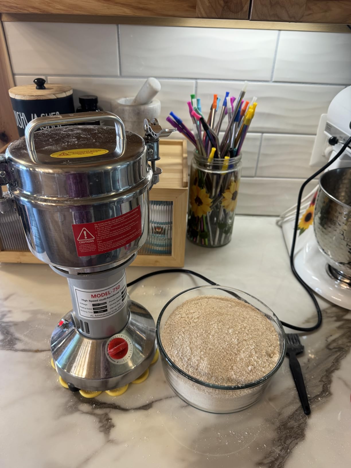 Electric Grain Grinder Mill 1000g High-speed Spice Herb Mill Commercial Powder Machine for Dry Cereals Grain Herb Spice Coffee Corn Bean (1000g Stand Type) customer photo 1