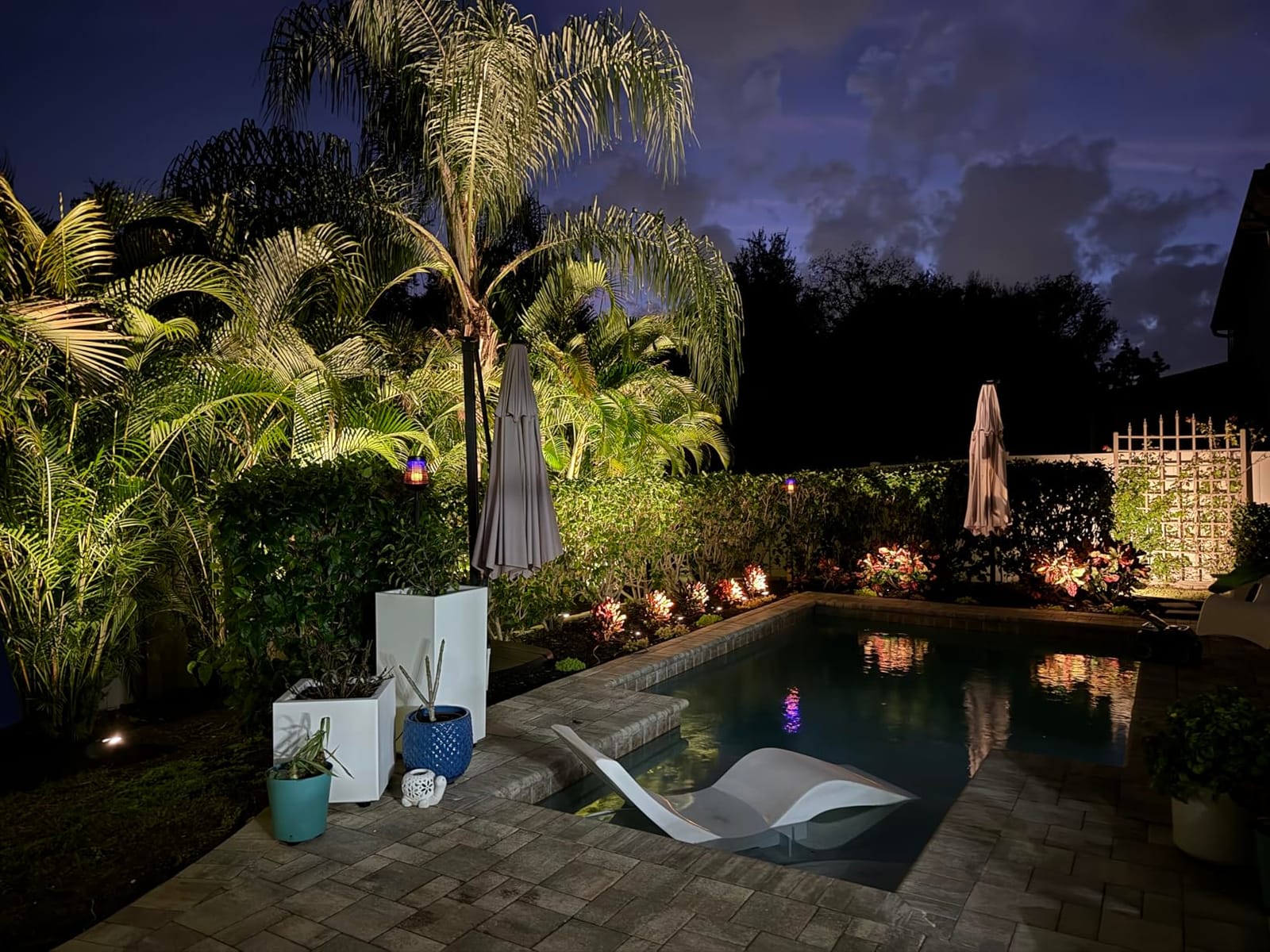 SUNVIE 24 Pack Low Voltage Landscape Lights LED 12W Landscape Lighting with connectors AC/DC 12V-24V Outdoor Spotlight IP65 Waterproof Tree Flag Lights Warm White Spotlights for Yard Garden Pathway customer photo 2