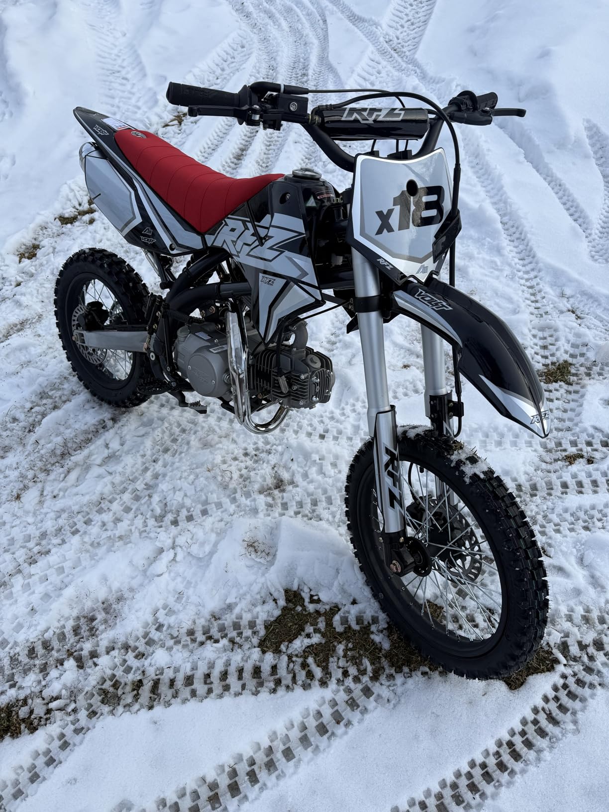 HHH DB X18 125CC Dirtbike Apollo RFZ Racing Gas Dirt Bike with Twin Spare Heave Duty Steel Frame Big Tires 17/14 inch 4 Speed Dirtbike for Youth Adult Vitacci Dirtbike customer photo 2