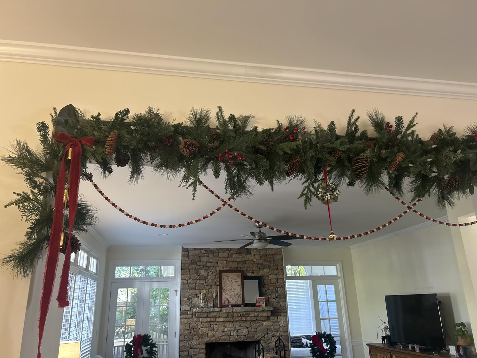9 FT Christmas Garland Pre-lit 70 LED Lights Holiday Artificial Decor for Stairs Mantle Door Indoor Outdoor Garland with Battery Operated Timer customer photo 2