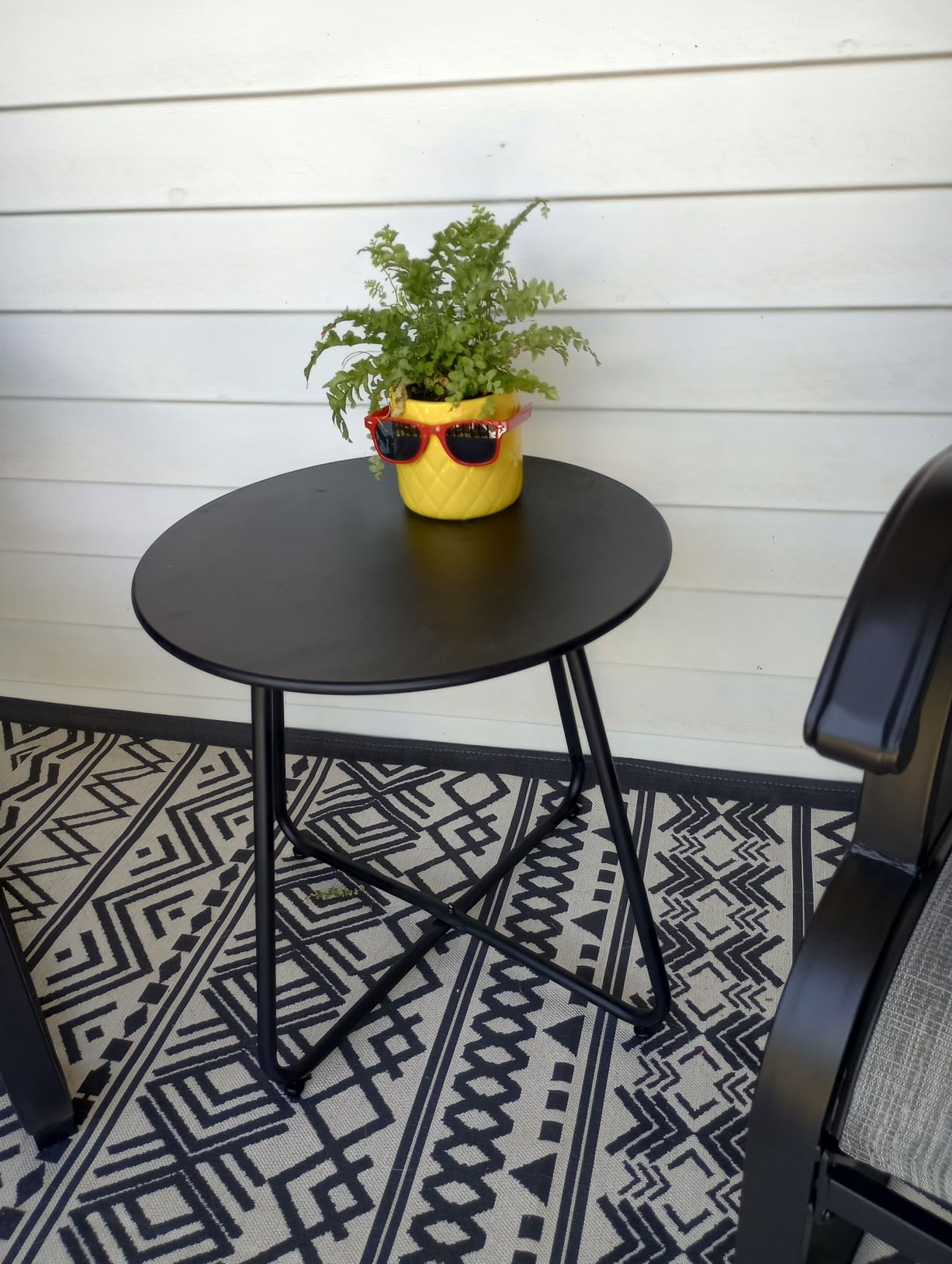 Meluvici Patio Small Side Table Waterproof Round Metal Steel Weather Resistant Portable Outdoor and Indoor End Table for Garden Balcony Yard, Black customer photo 1