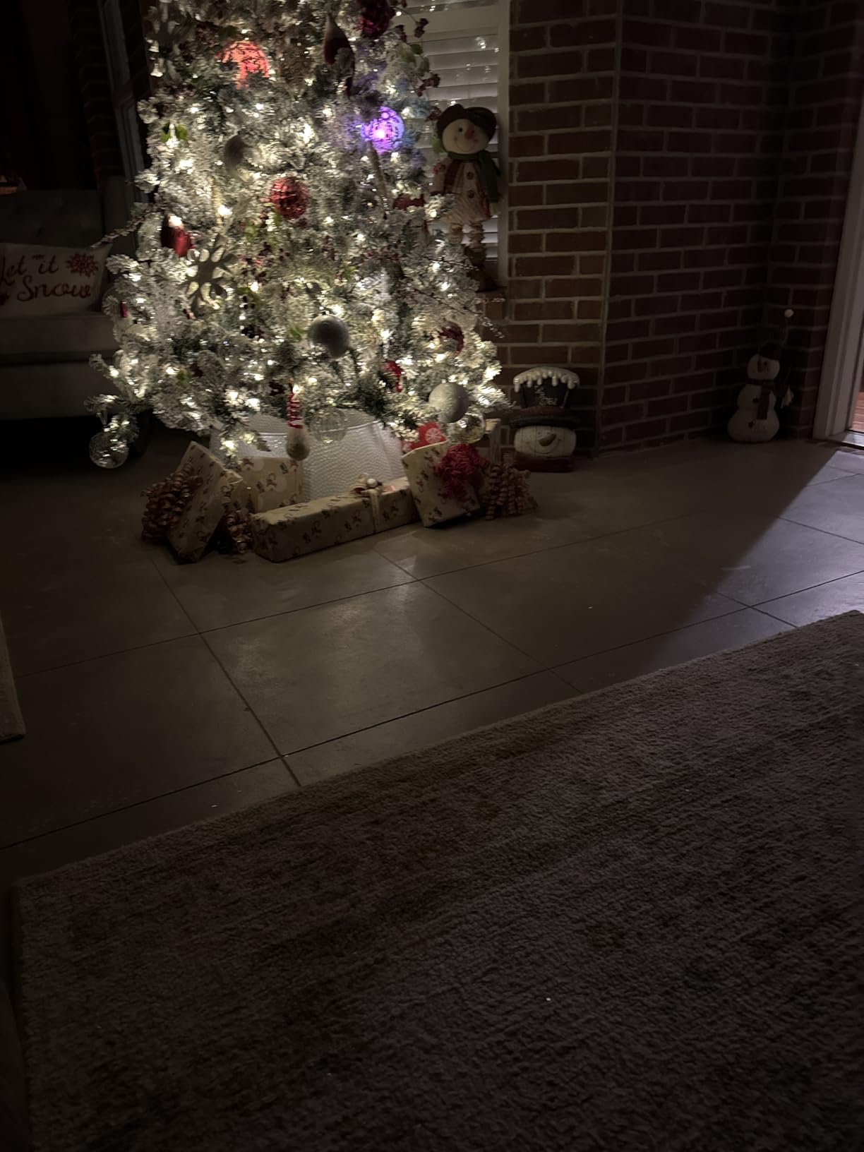 BIRDROCK HOME Metal Christmas Tree Collar, Gold, 28” x 10” customer photo 2