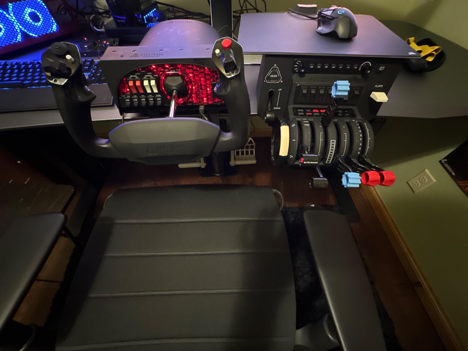 Honeycomb Alpha Flight Controls Yoke Bundle customer photo 1