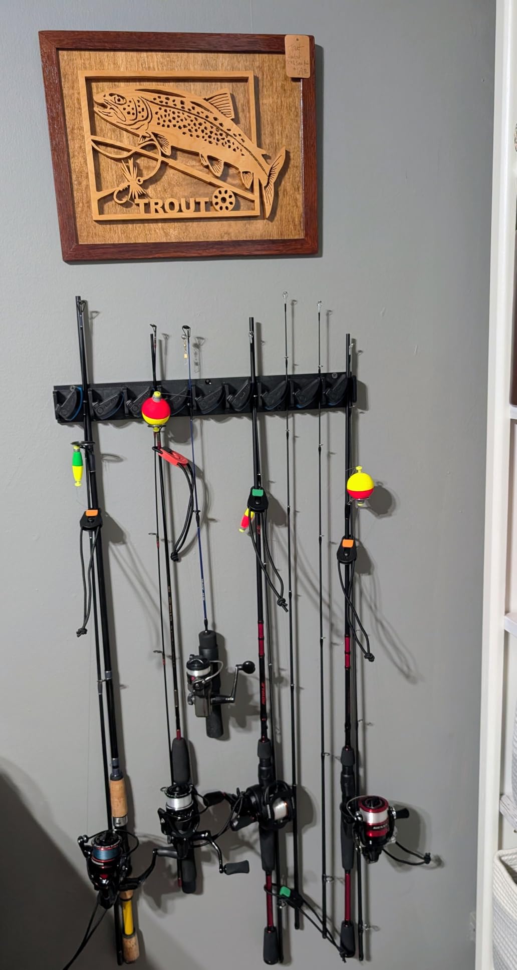 PLUSINNO V9 Vertical Fishing Rod Holder, Wall Mounted Fishing Rod Rack, Fishing Pole Holder Holds Up to 9 Rods or Combos, Fishing Rod Holders for Garage,Fishing Gear and fishing Gifts for Men customer photo 1