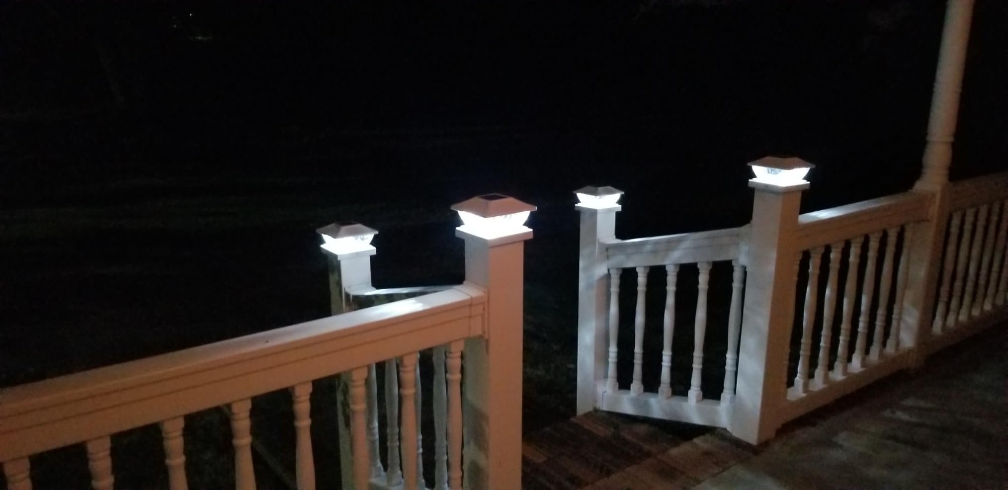 Solar Post Cap Lights Outdoor 6 Pack, 2 Modes Bright Fence Post Solar Lights Outdoor Waterproof, Deck Fence Post Cap Light Solar Powered for 4x4 4.5x4.5 5x5 Posts for Garden Decor customer photo 1