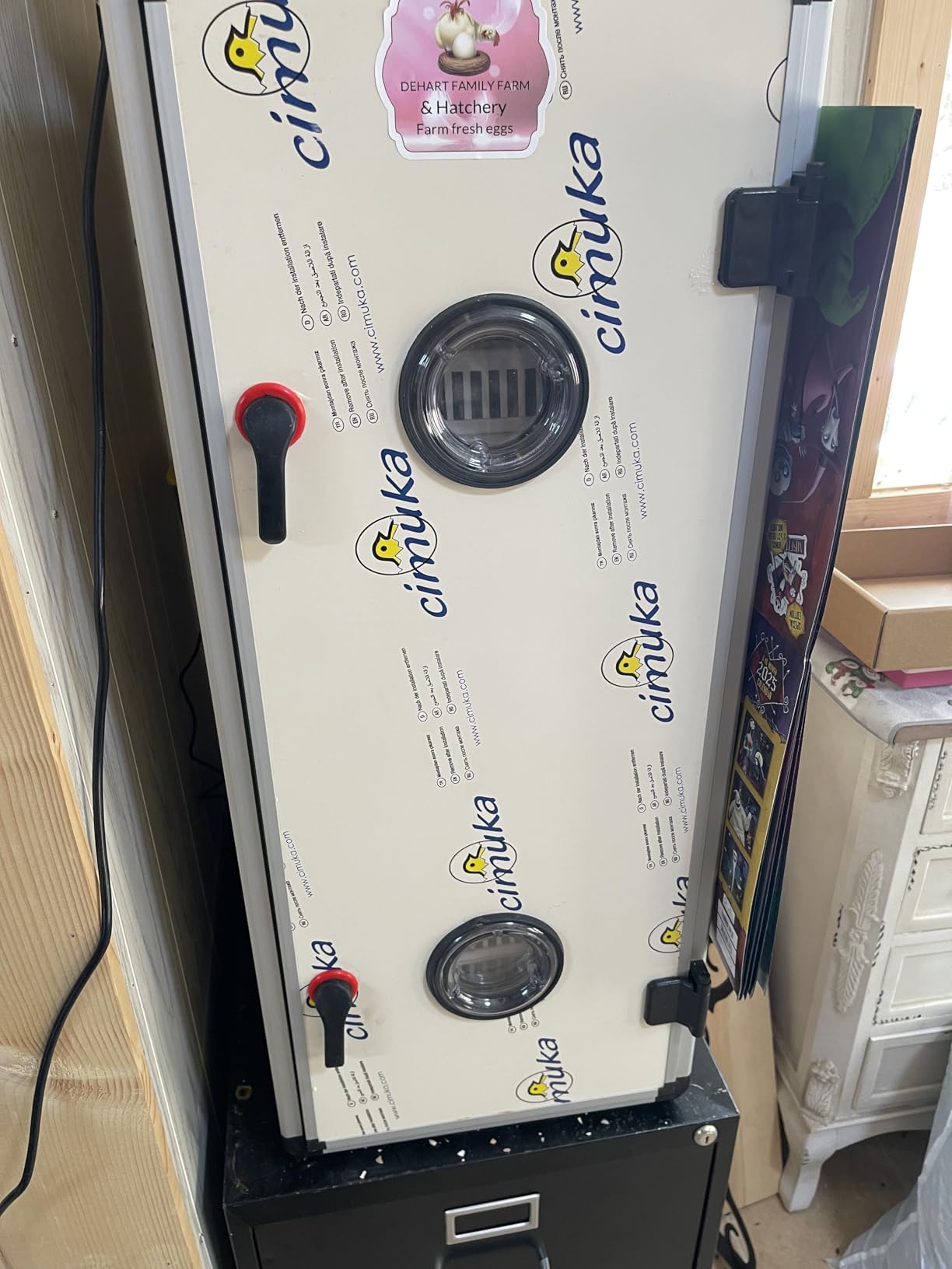 Hatching Time Incubators for Hatching Eggs, CT120SH Egg Setter & Hatcher customer photo 2