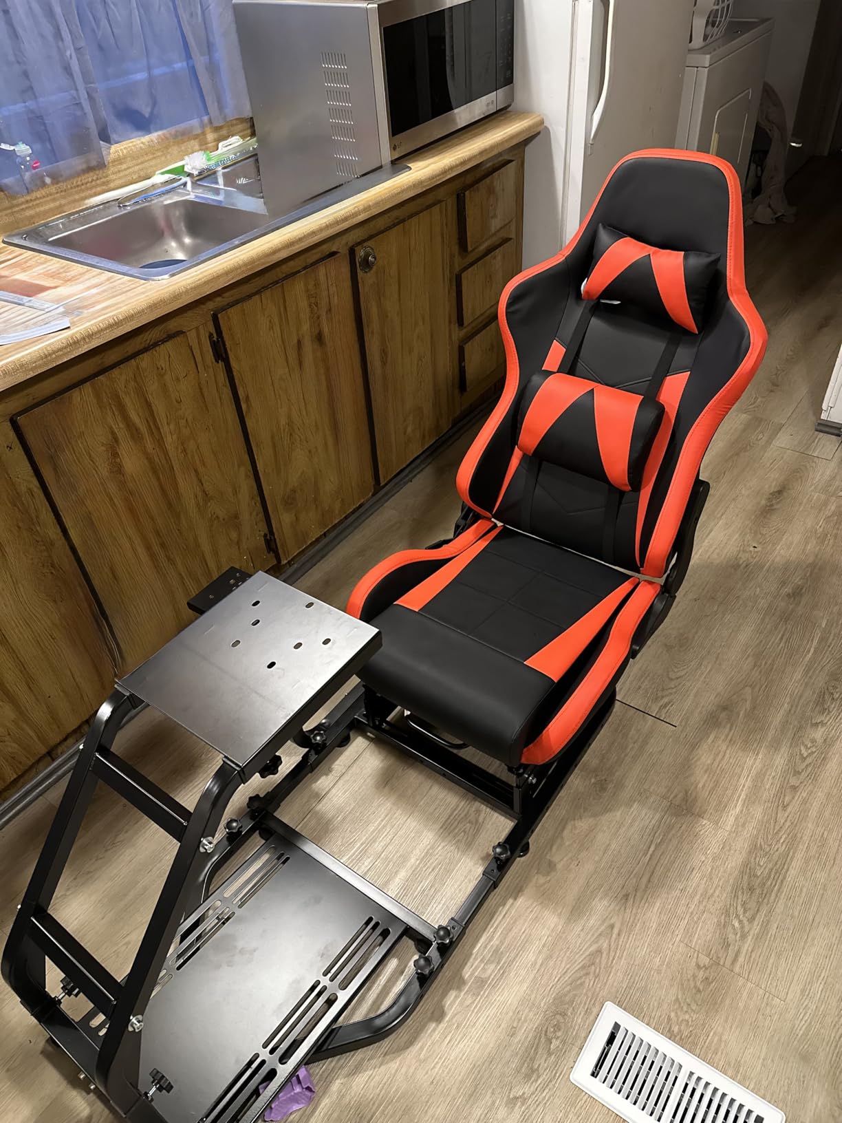 Dardoo G29 Adjustable Gaming Sim Cockpit with Red Seat not for Direct Drive customer photo 1