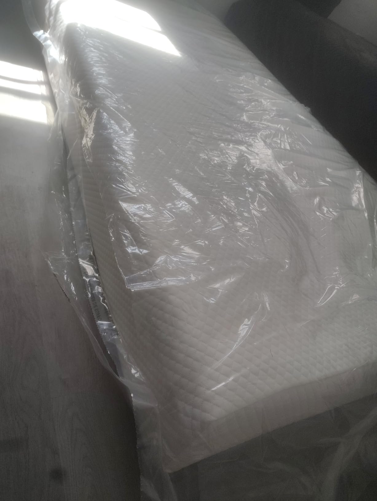 FDW | 10 Inch Queen Mattress | Medium Firm | Gel Memory Foam | White customer photo 2