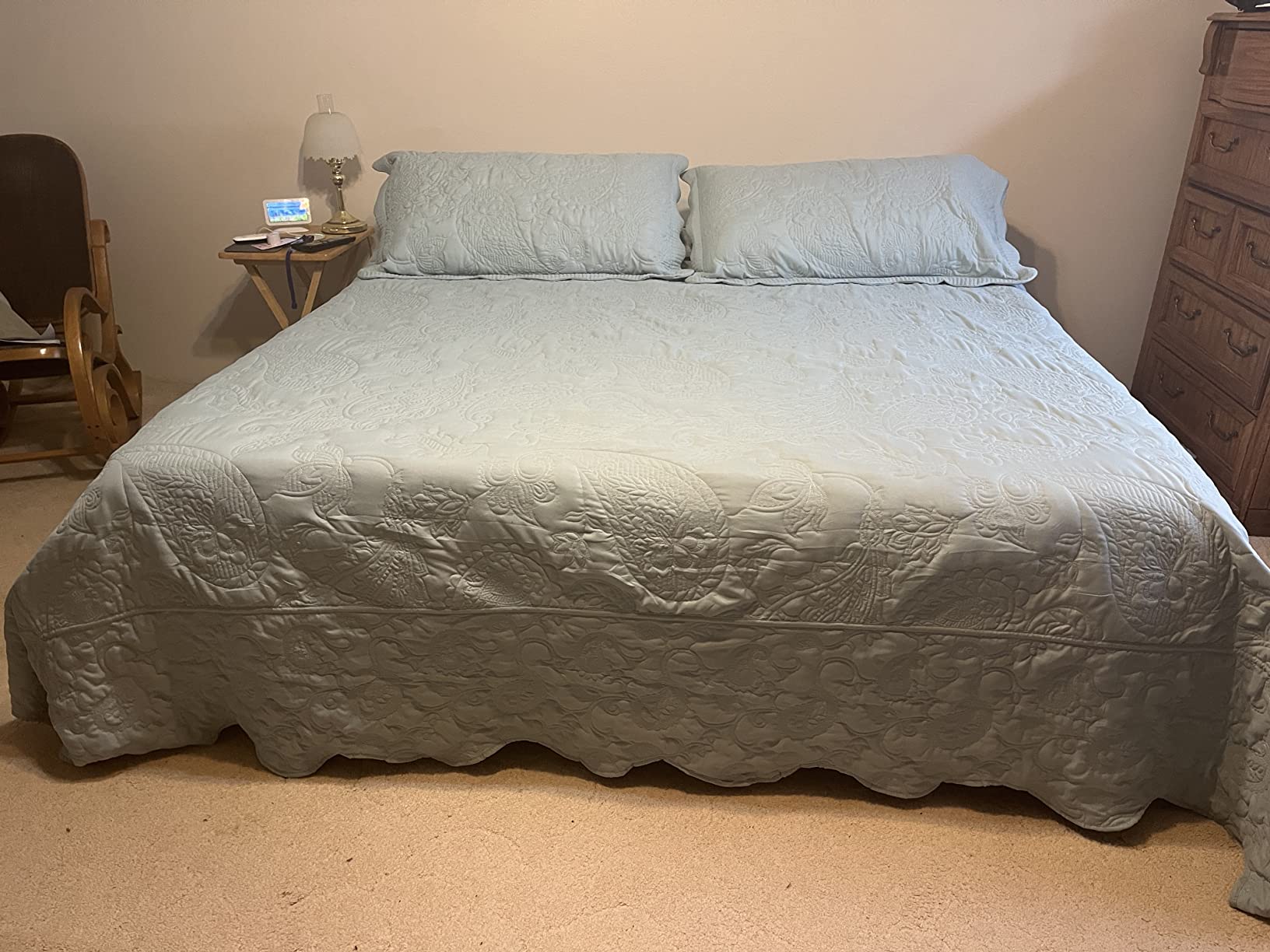 HZ & HY Oversized King Bedspreads 128x120, Stitched Damask, Mocha customer photo 2