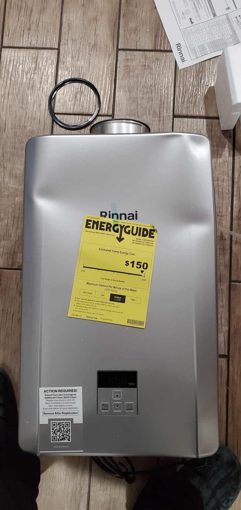 Rinnai RE140iN Non-Condensing Natural Gas Tankless Water Heater customer photo 1