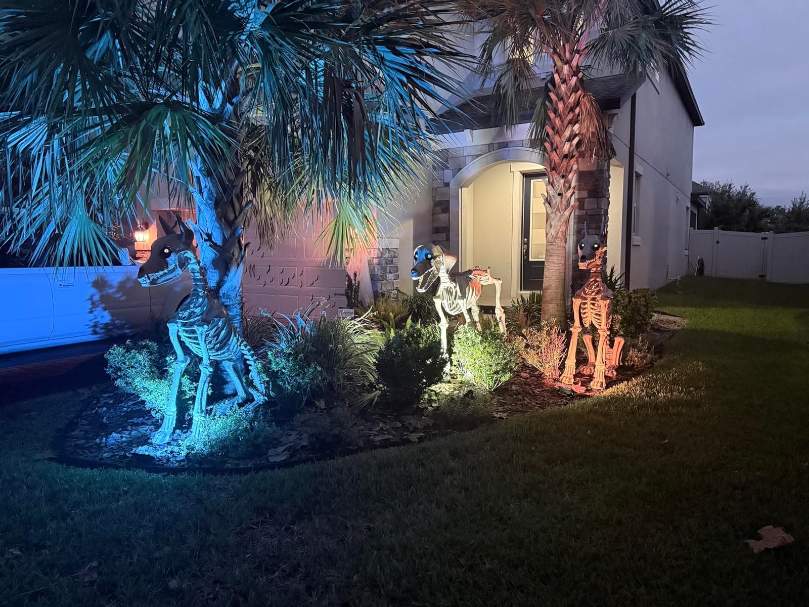 LED Flood Light Outdoor, 30W Equivalent 3000LM Smart RGB Landscape Lighting customer photo 1